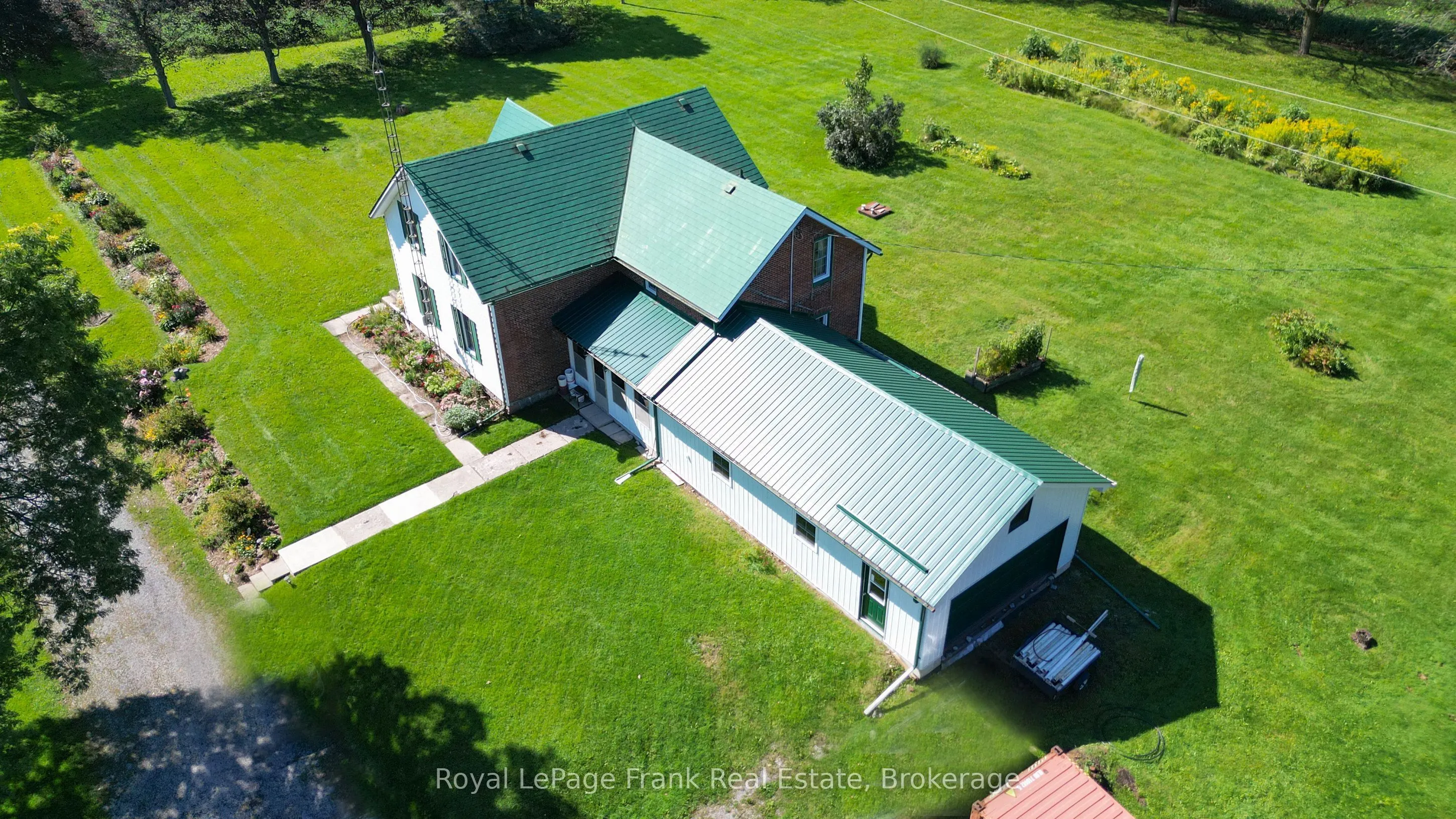 1350 4Th Line Road