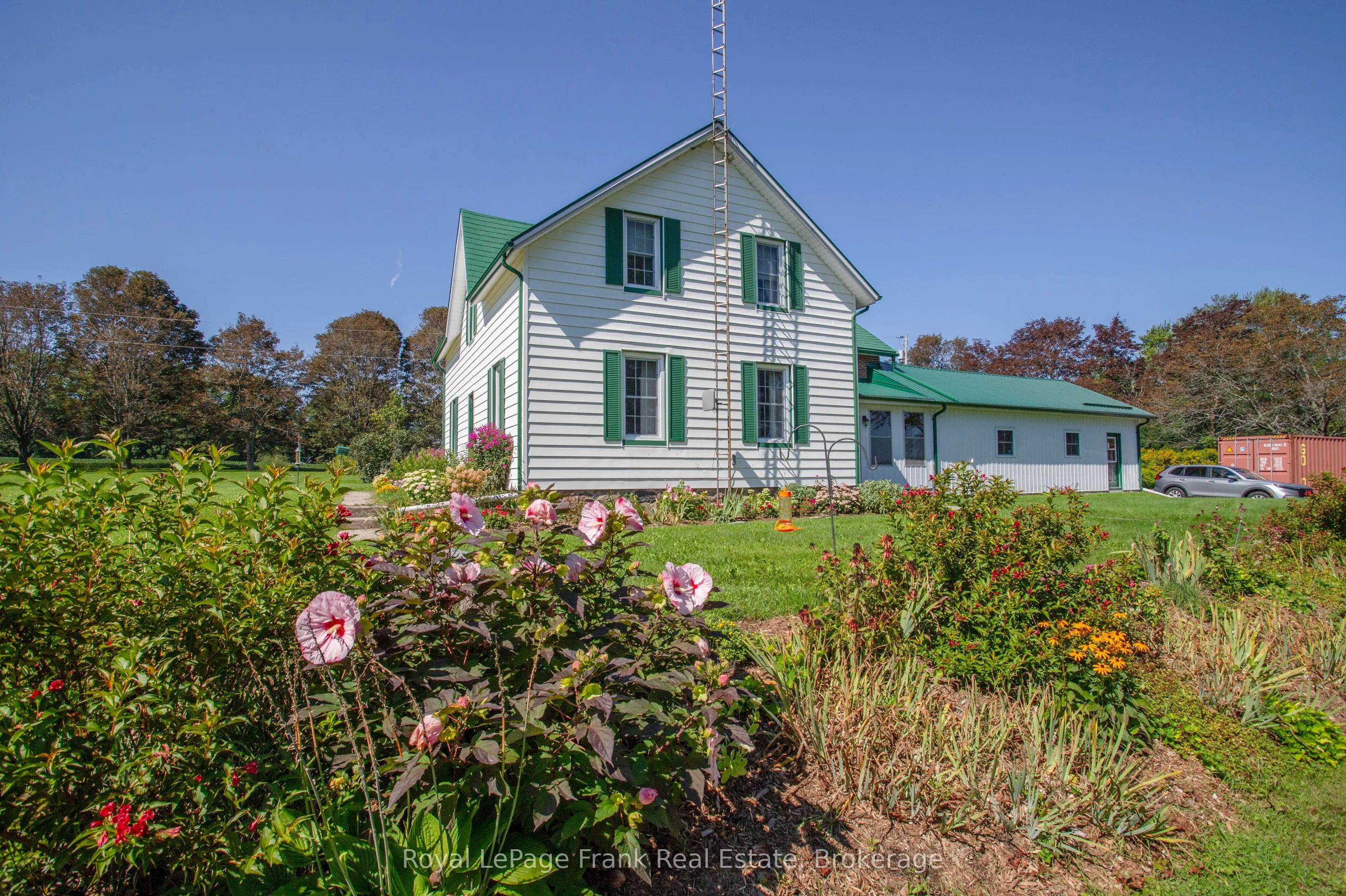 1350 4Th Line Road