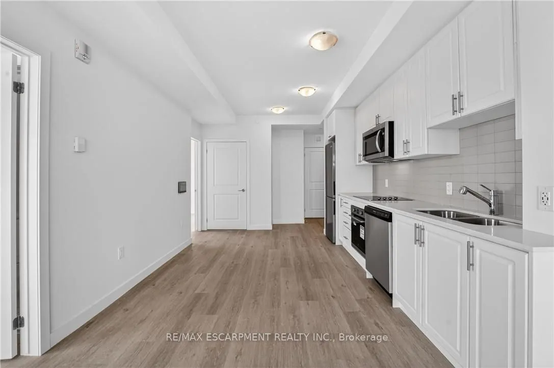 461 Green Road #718