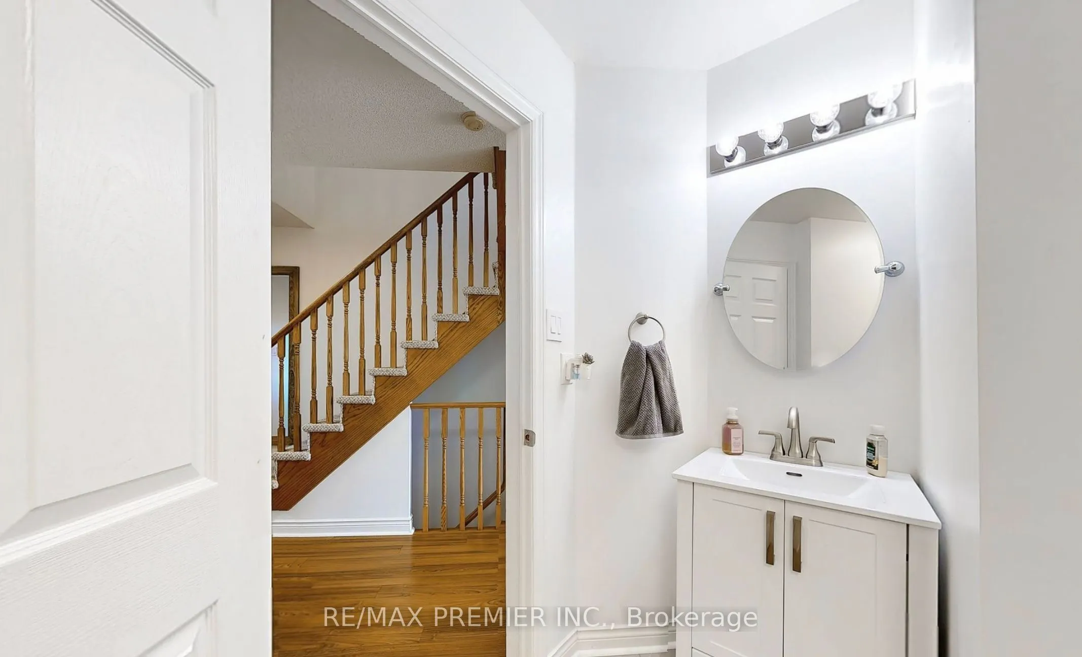 9 Wentworth Drive #13