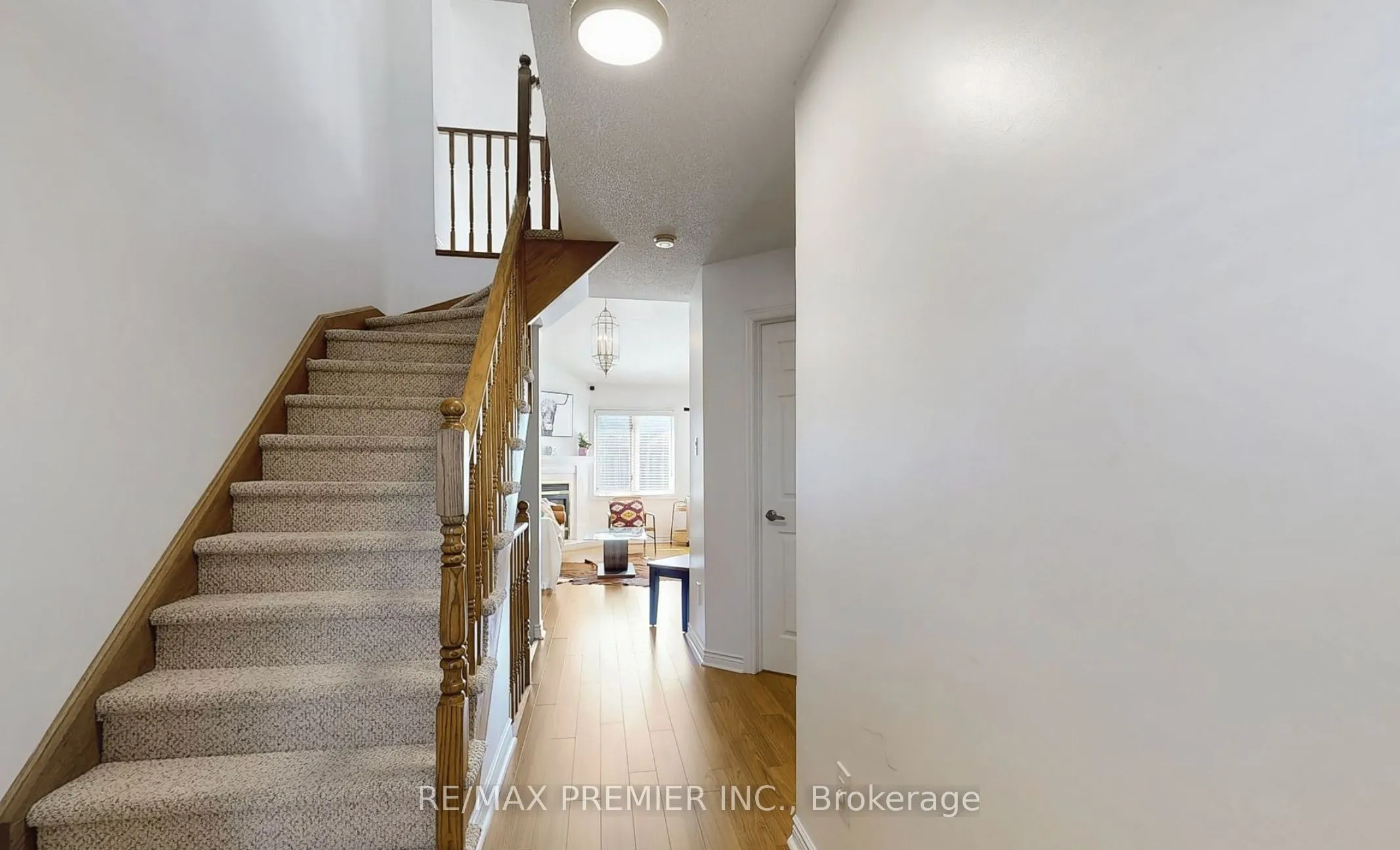 9 Wentworth Drive #13