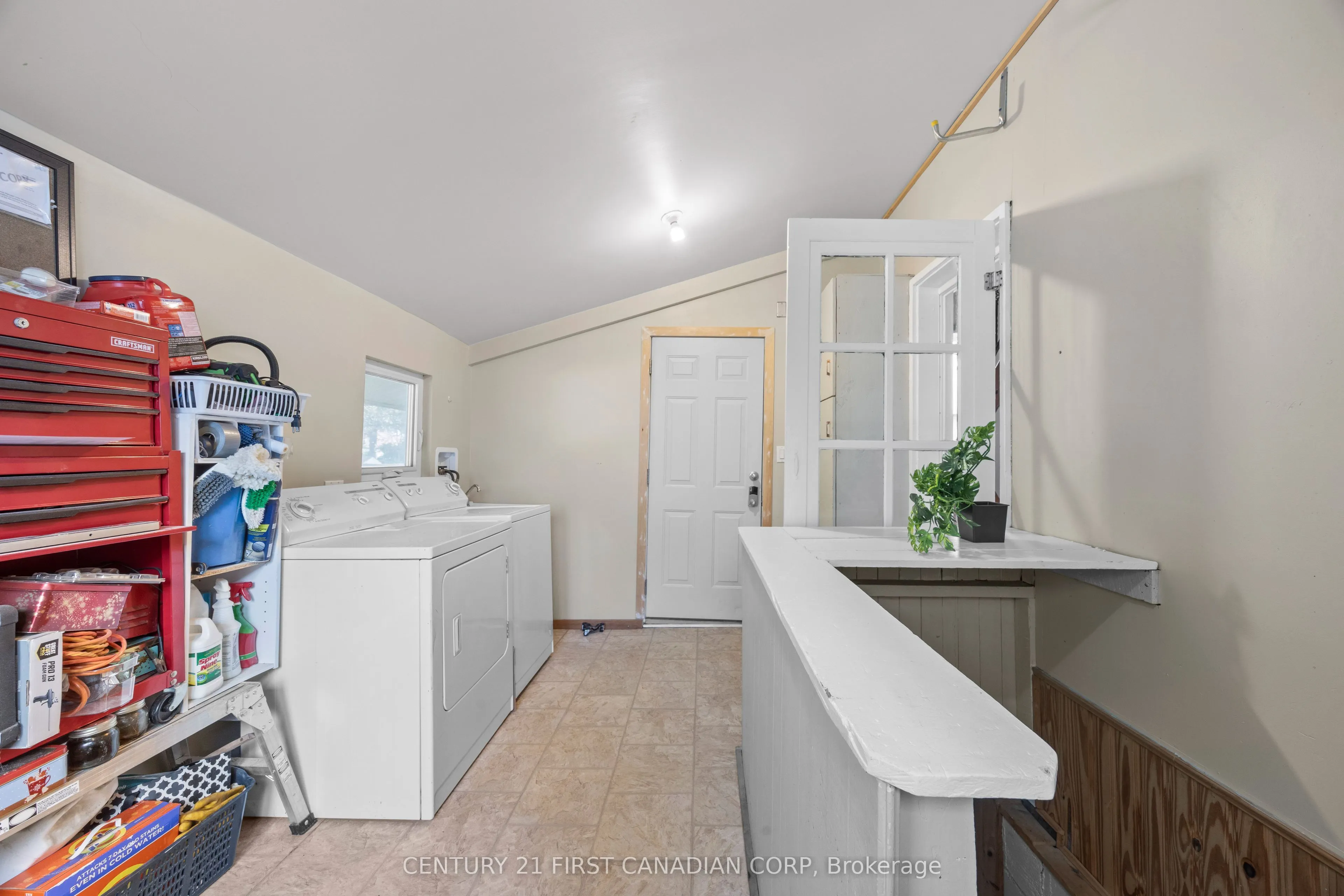 60 Beattie Avenue
