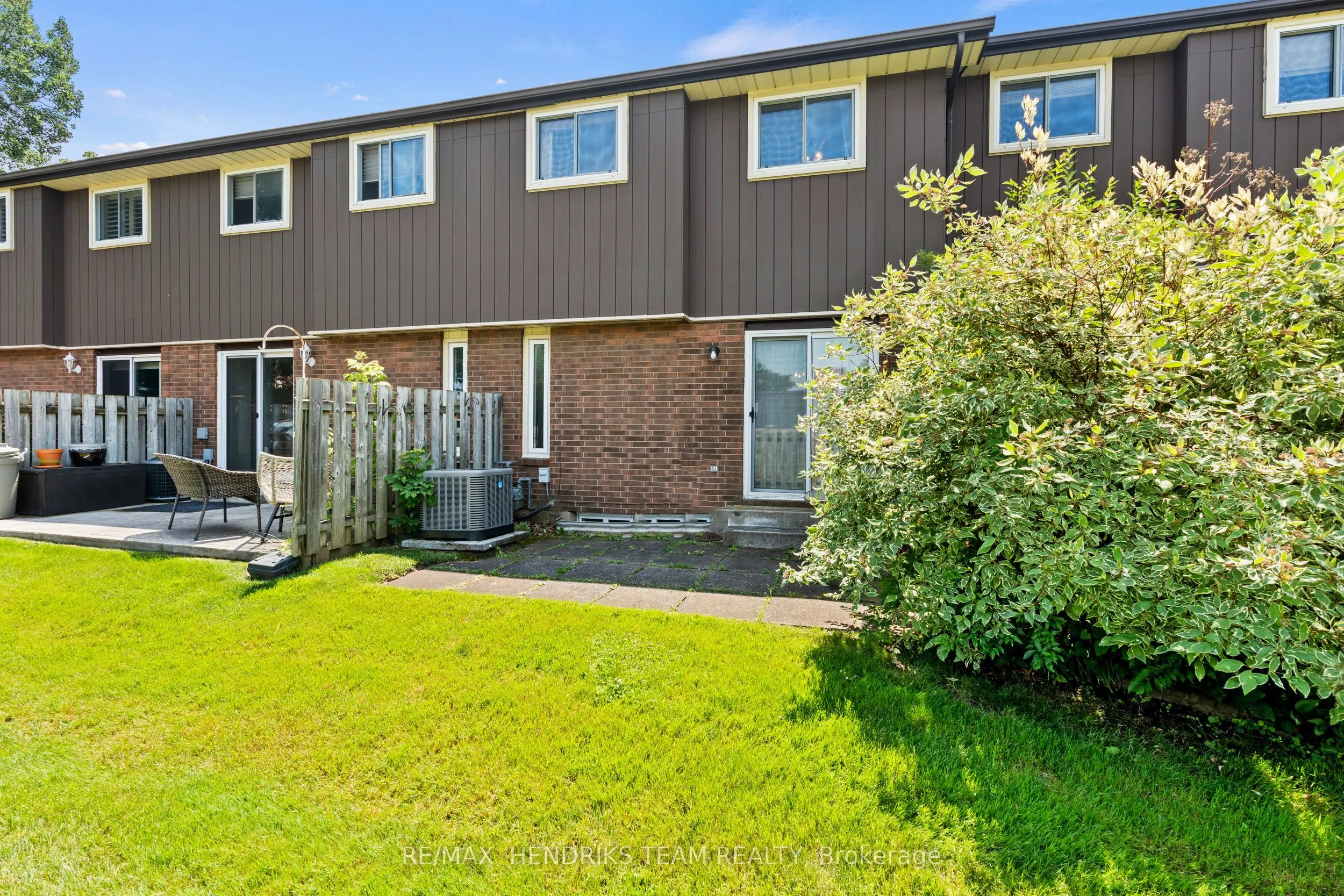 64 Forster Street #20