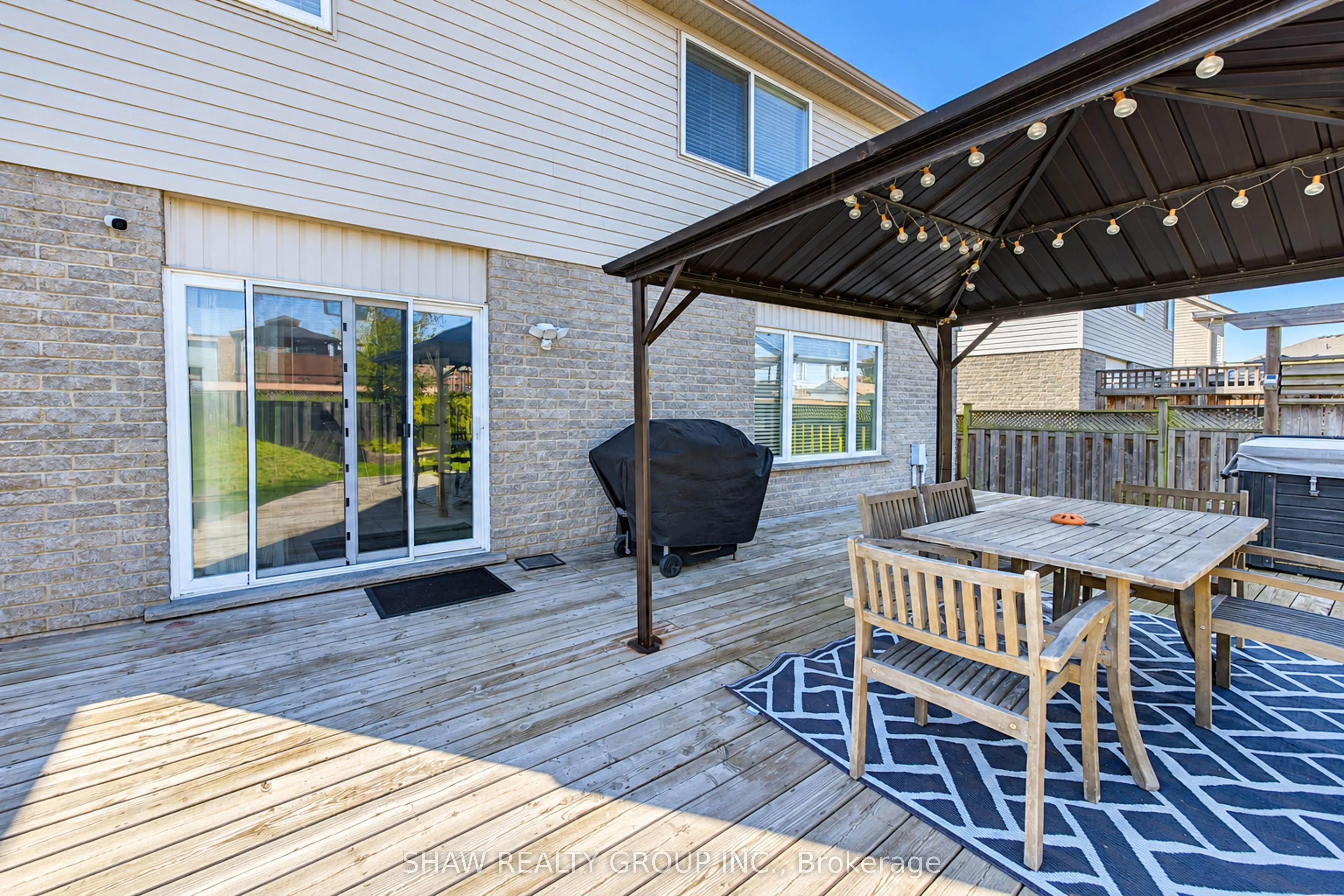 88 Decaro Crescent