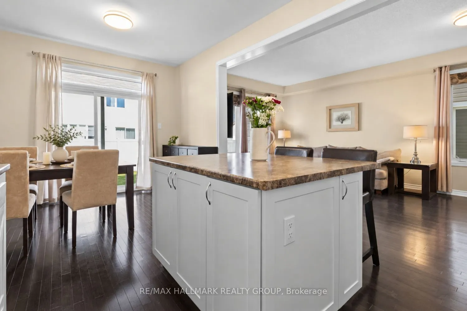 223 Serra Ridge
