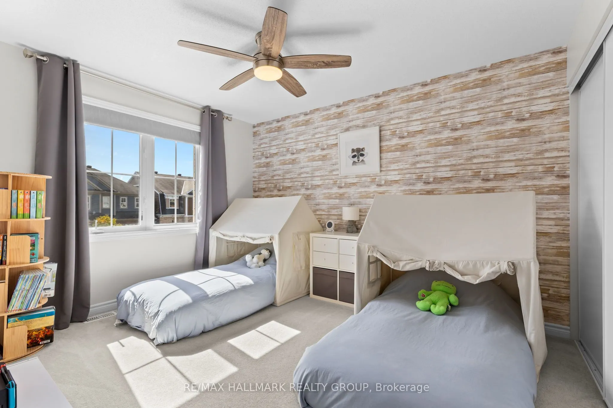 223 Serra Ridge
