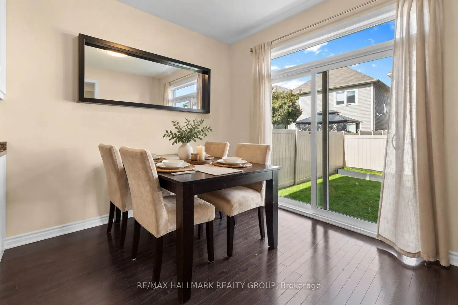 223 Serra Ridge