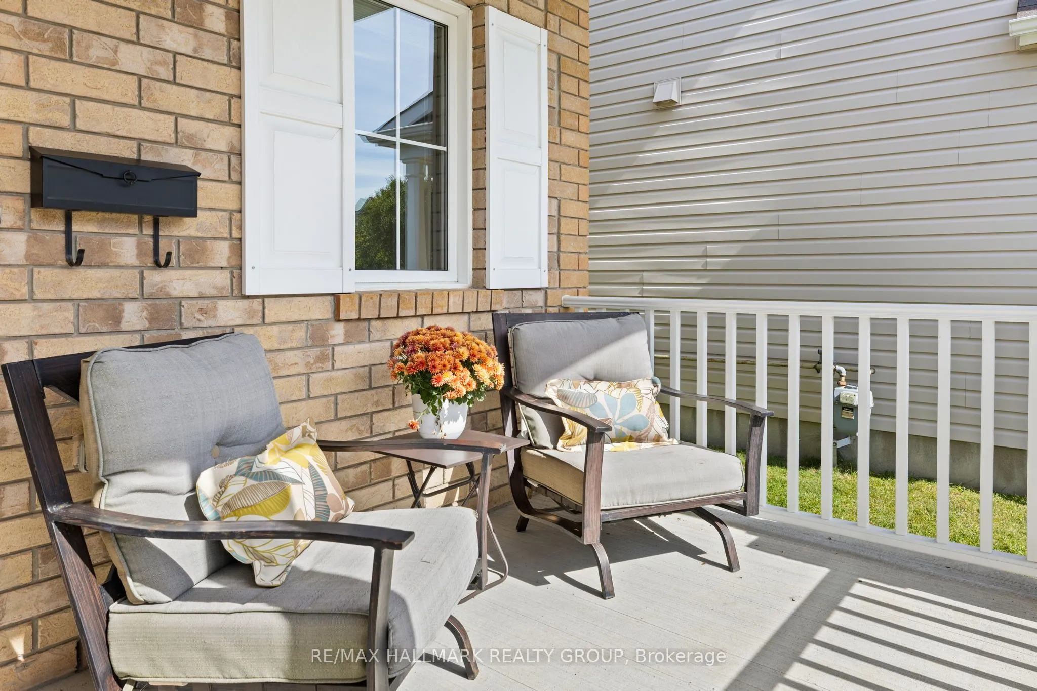 223 Serra Ridge