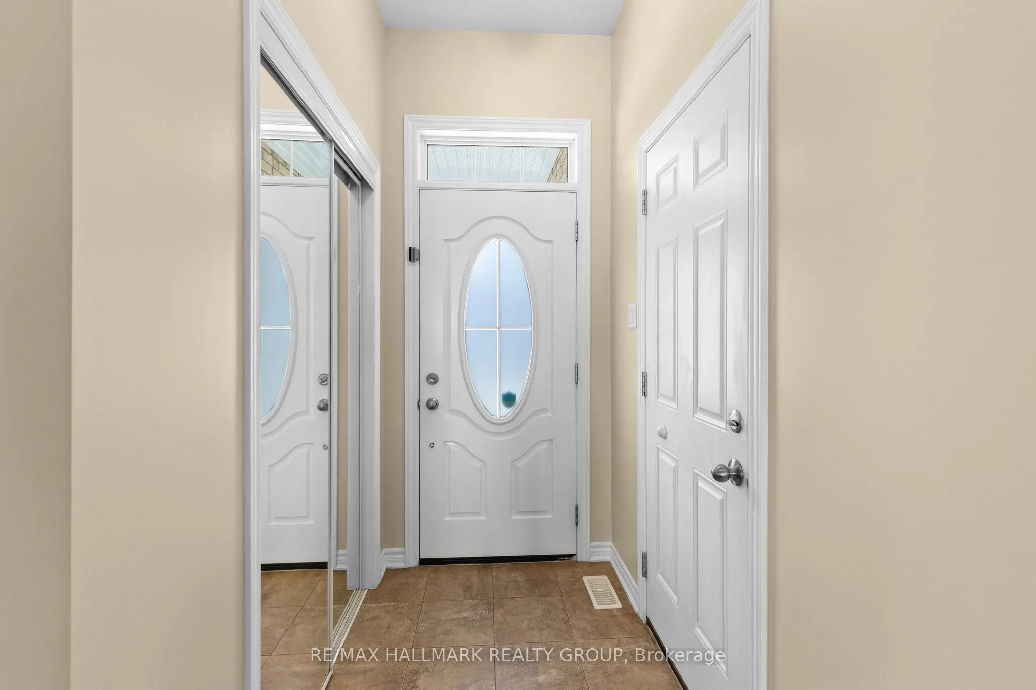 223 Serra Ridge