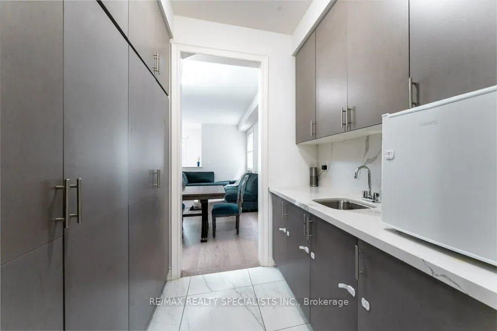 7 Grierson Trail #Upper