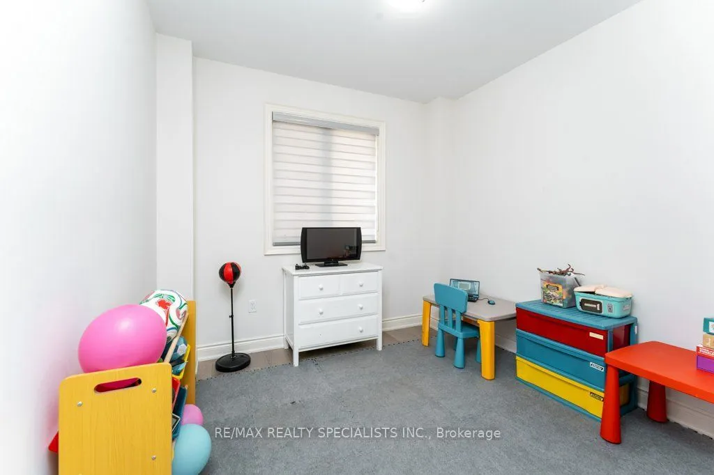 7 Grierson Trail #Upper