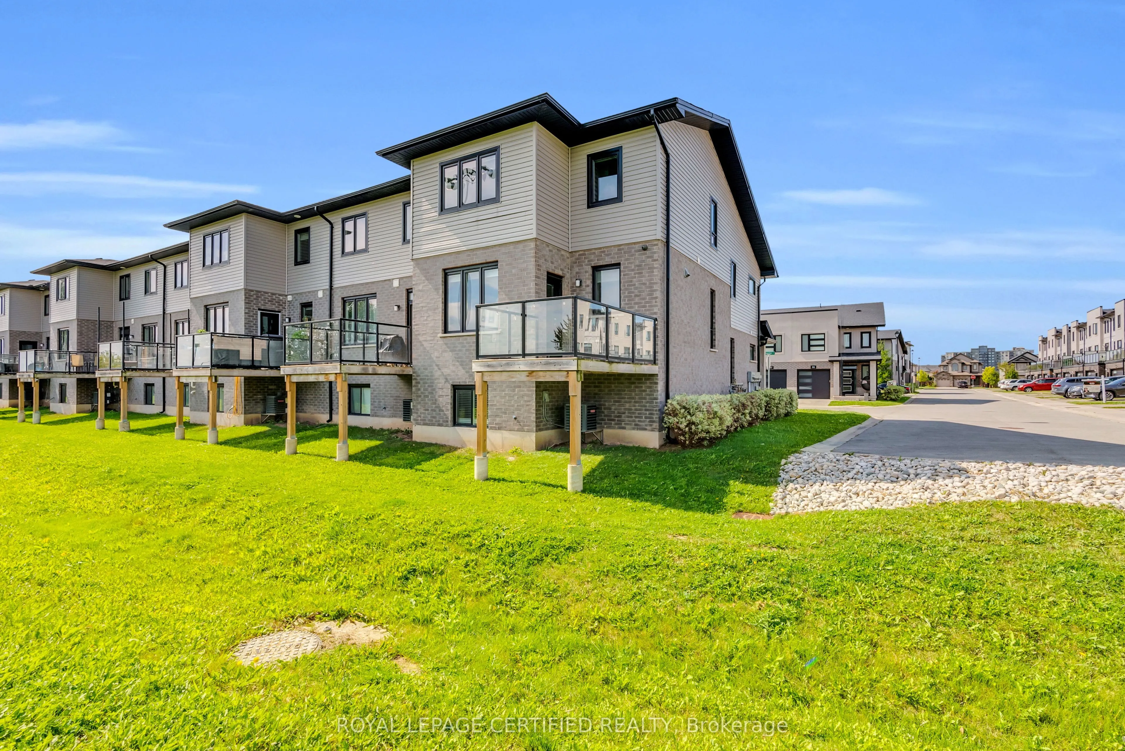 3380 Singleton Avenue #36