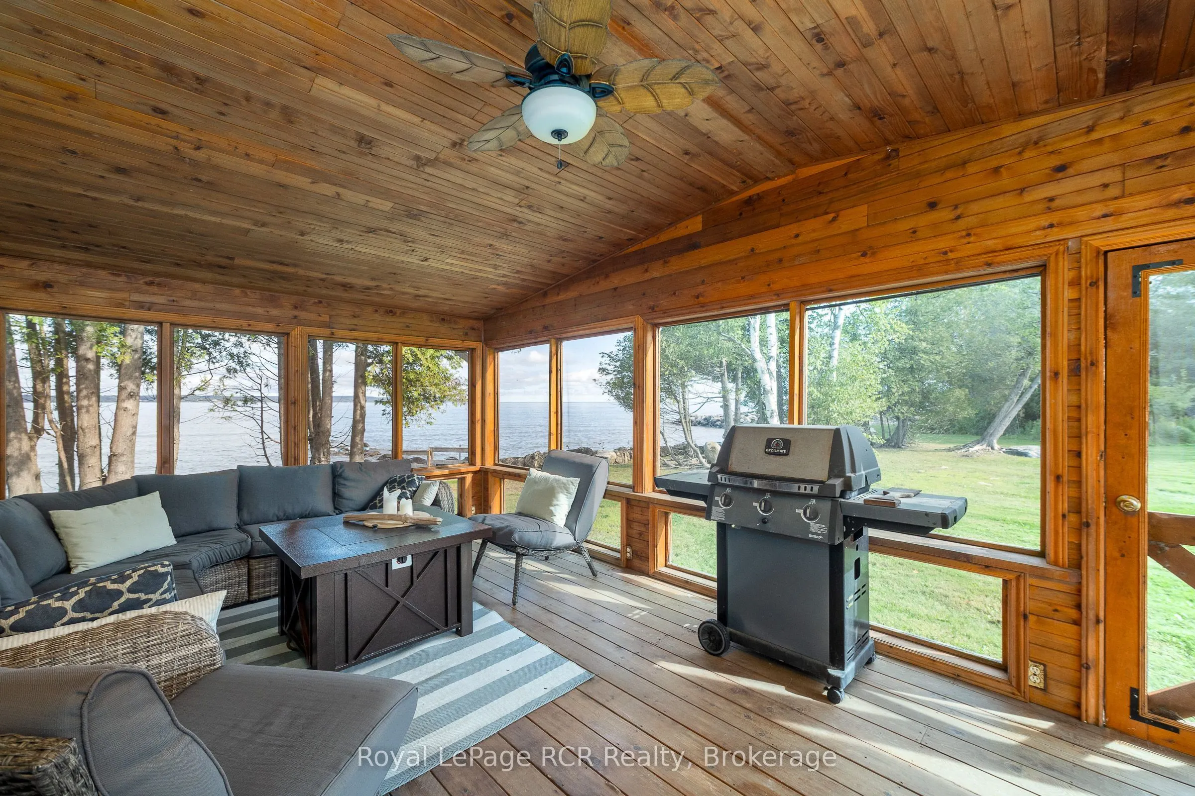 359312 Grey Road 15