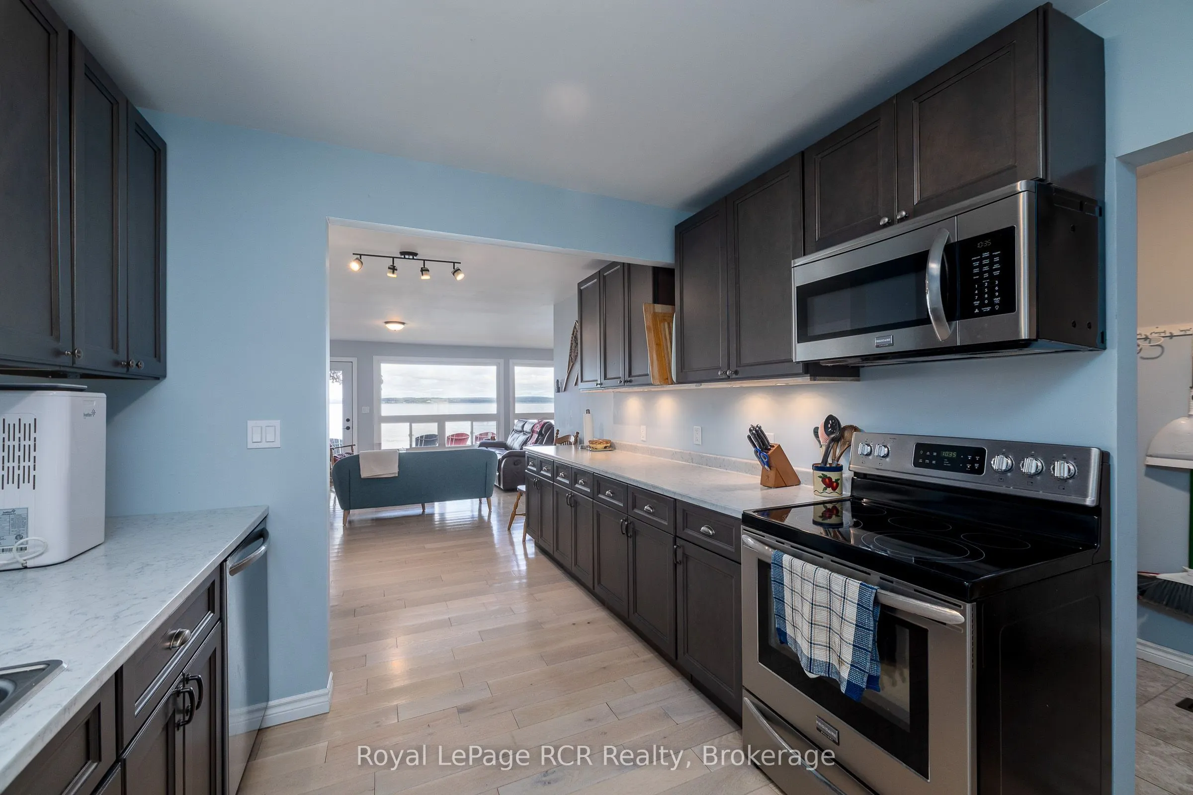 359312 Grey Road 15