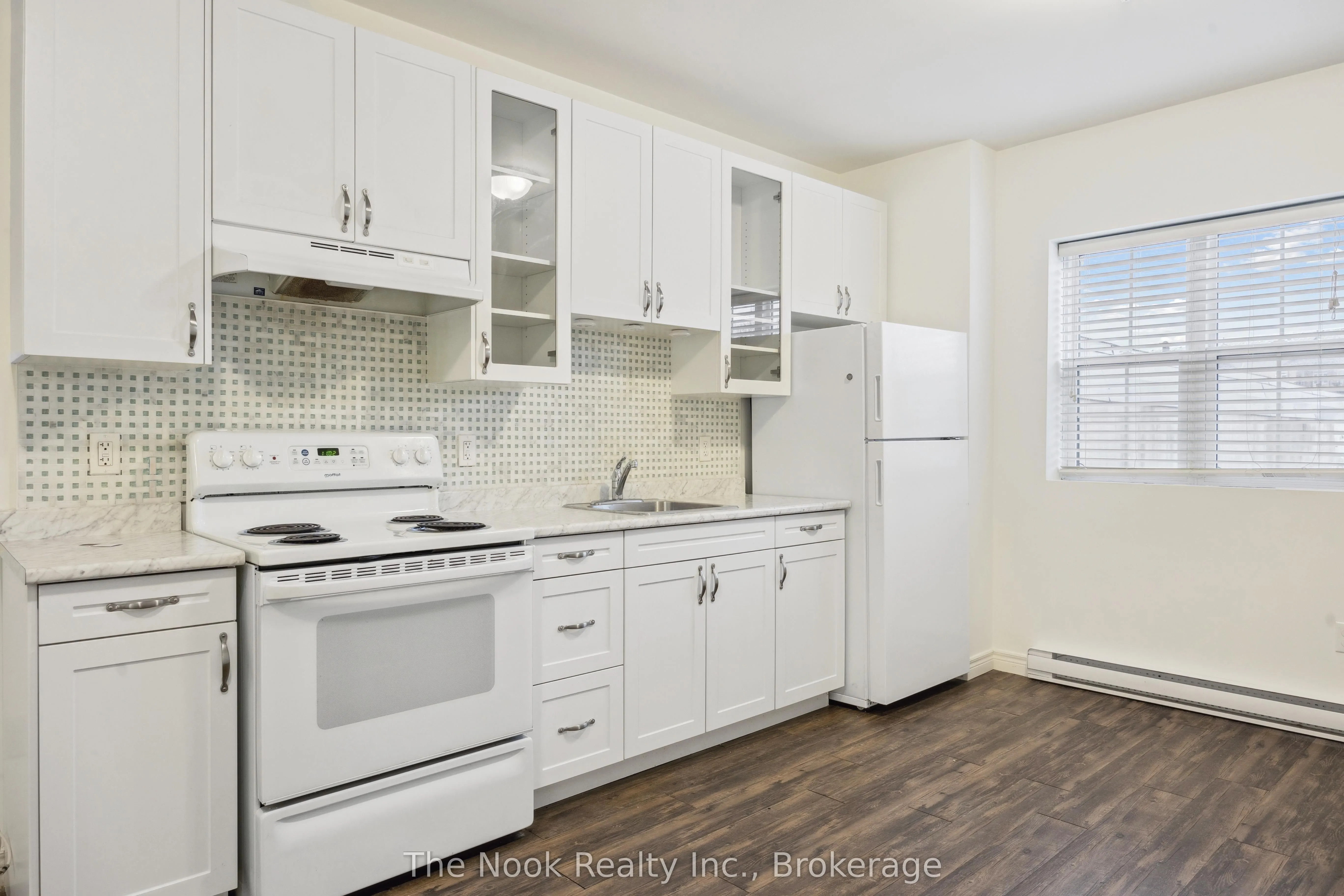38 Walton Street #306