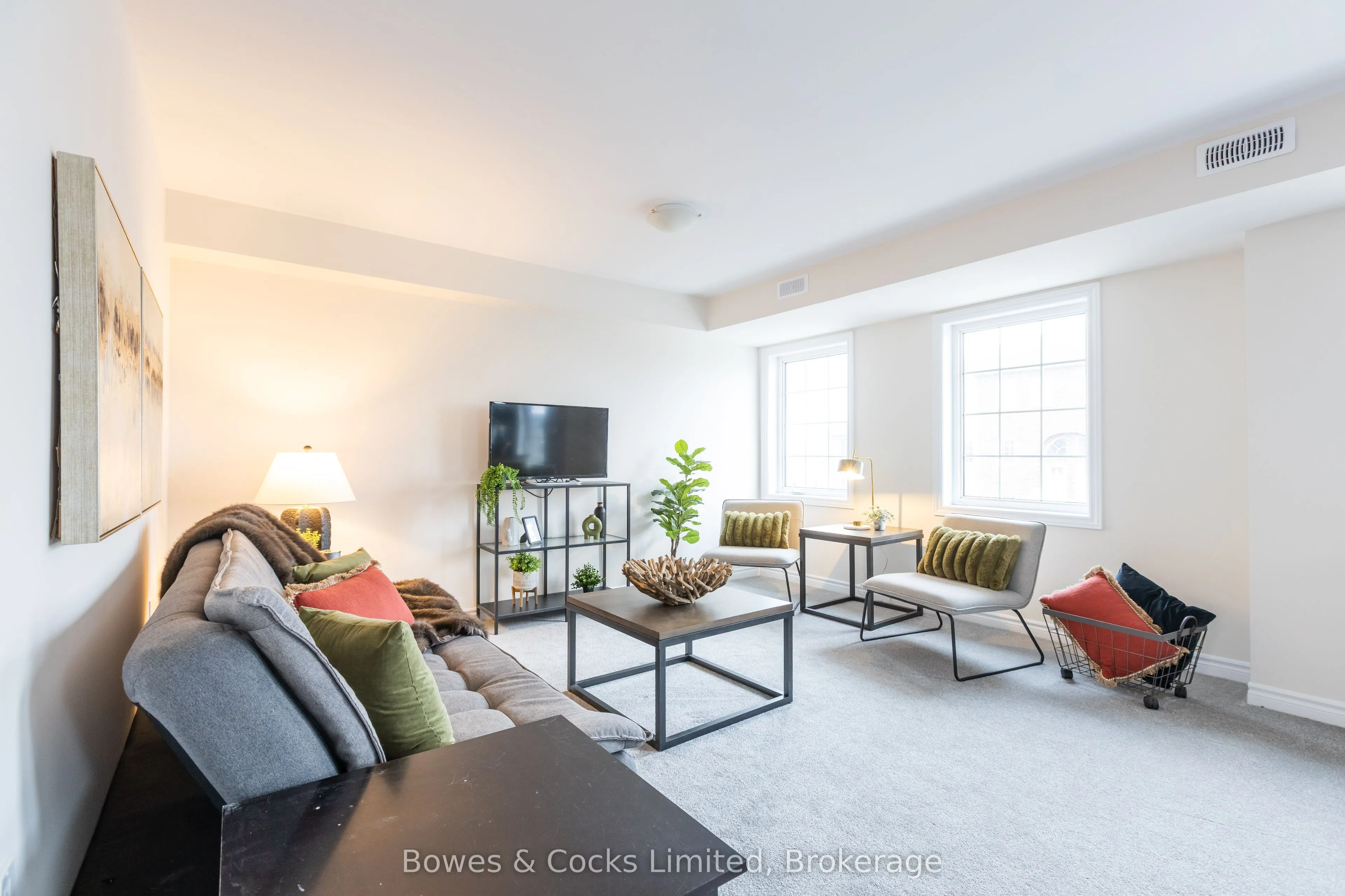 48 Maple Avenue #201