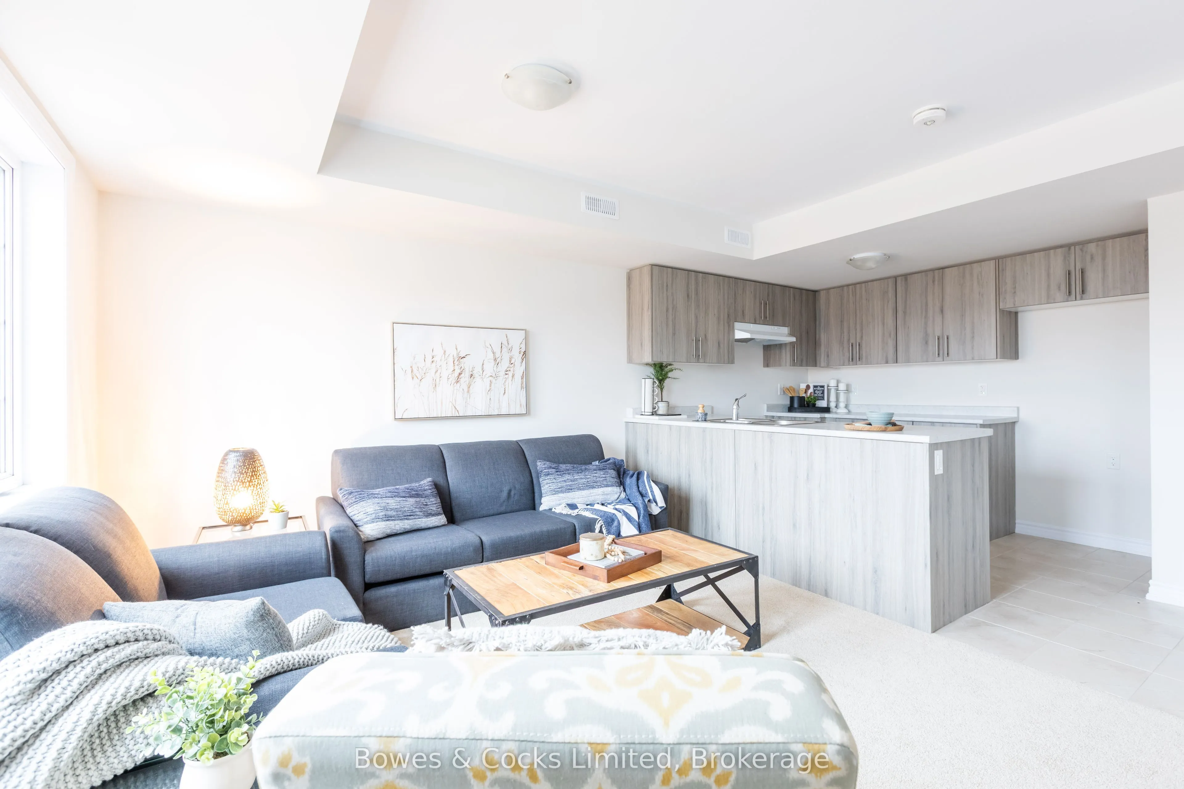 48 Maple Avenue #206