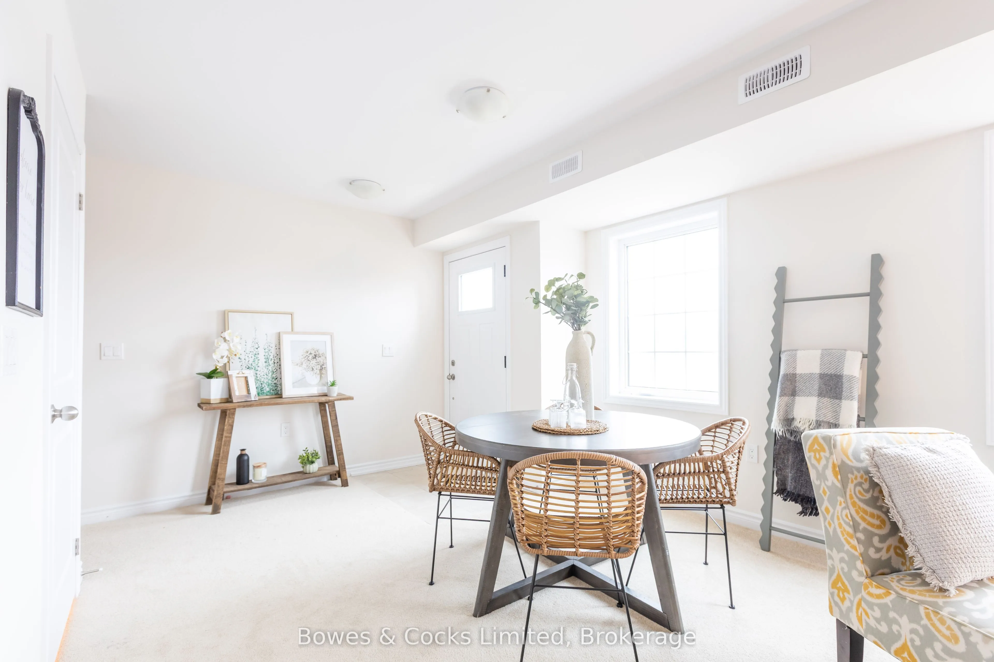 48 Maple Avenue #206
