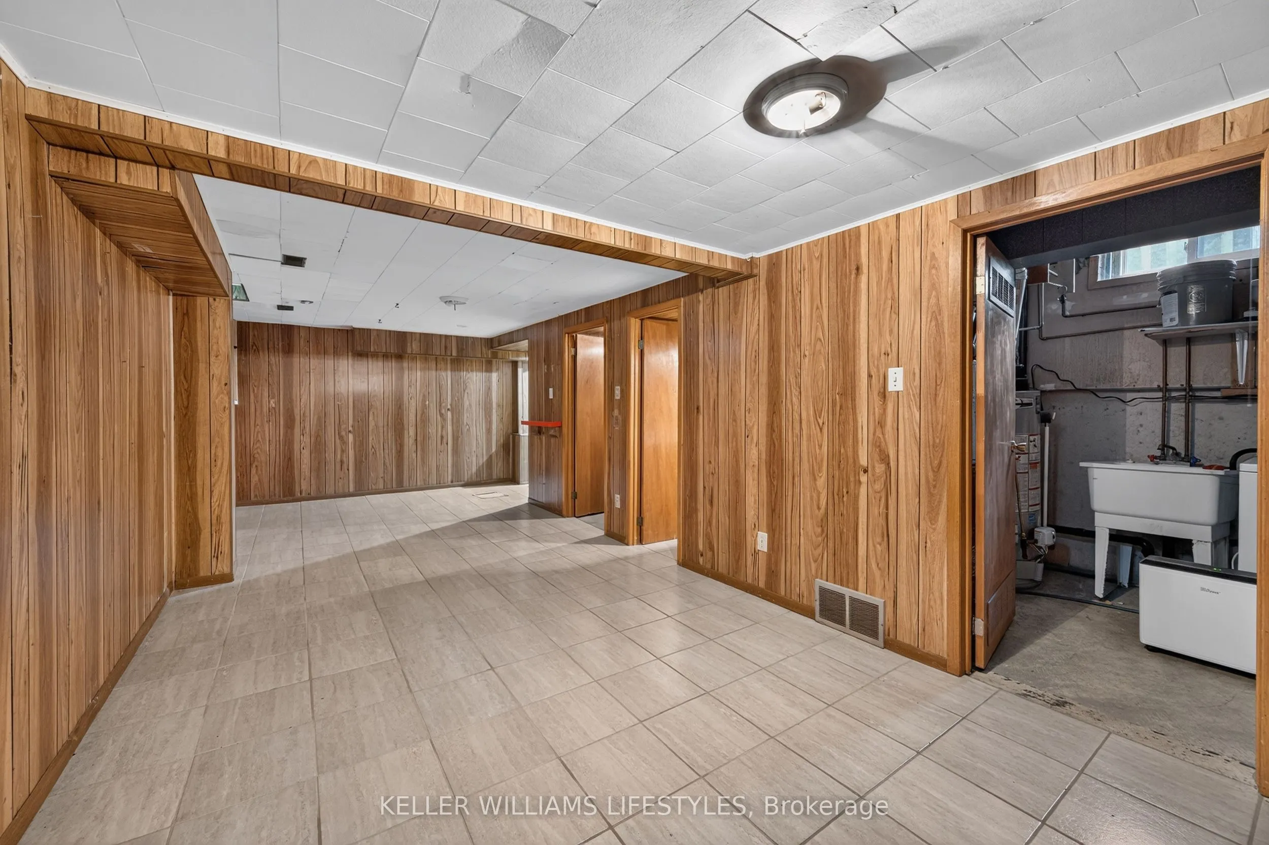 1024 Jalna Boulevard