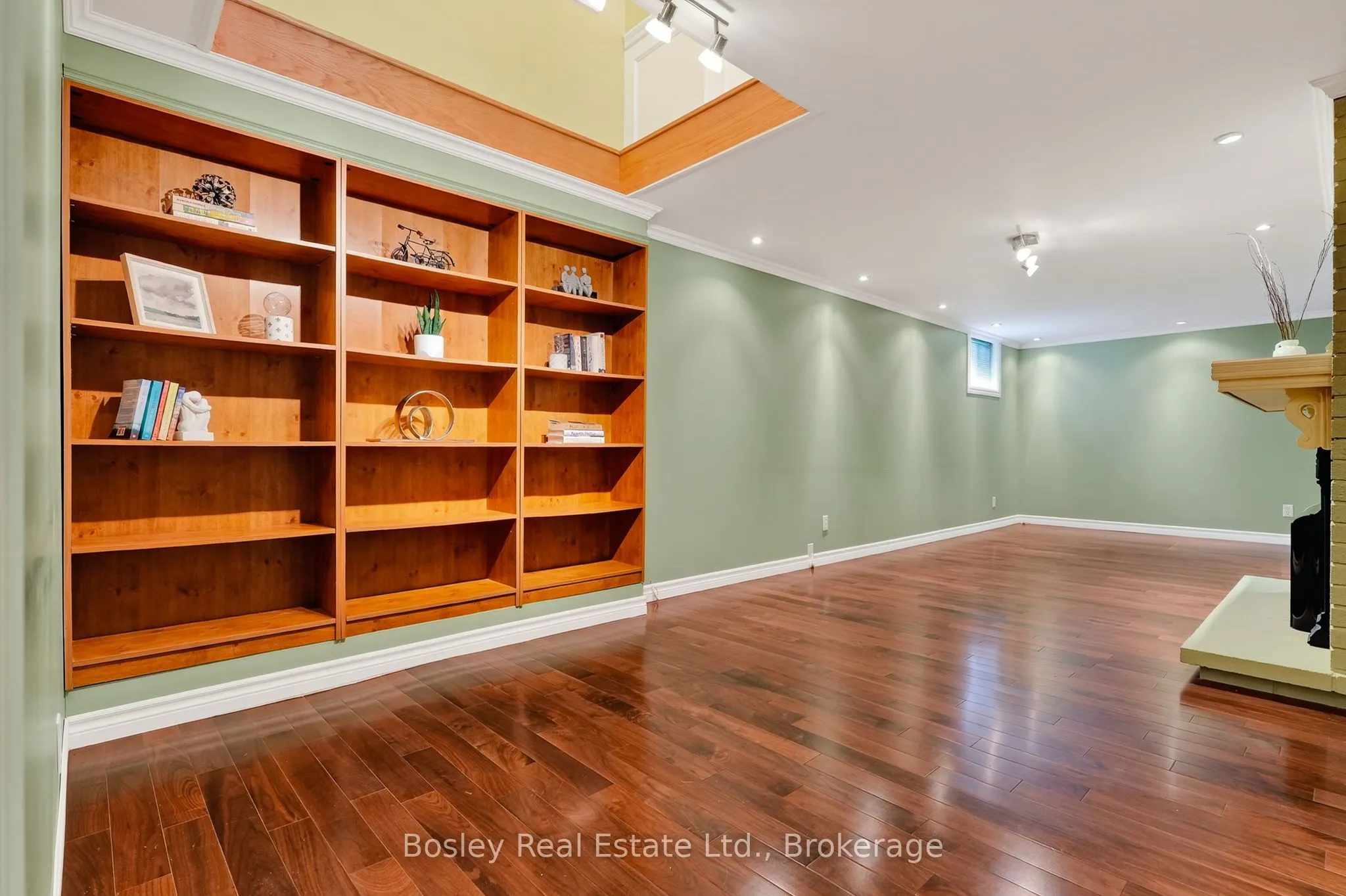 5 Ralston Drive