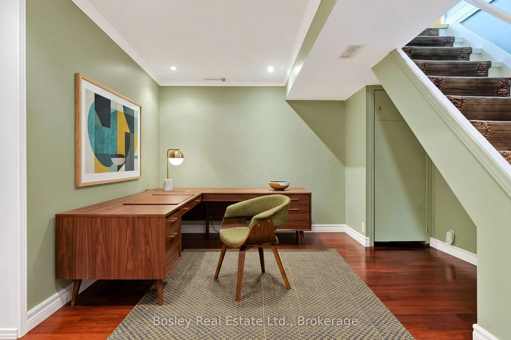 5 Ralston Drive