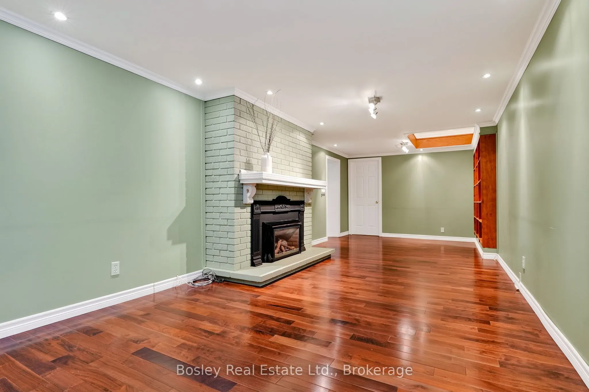 5 Ralston Drive