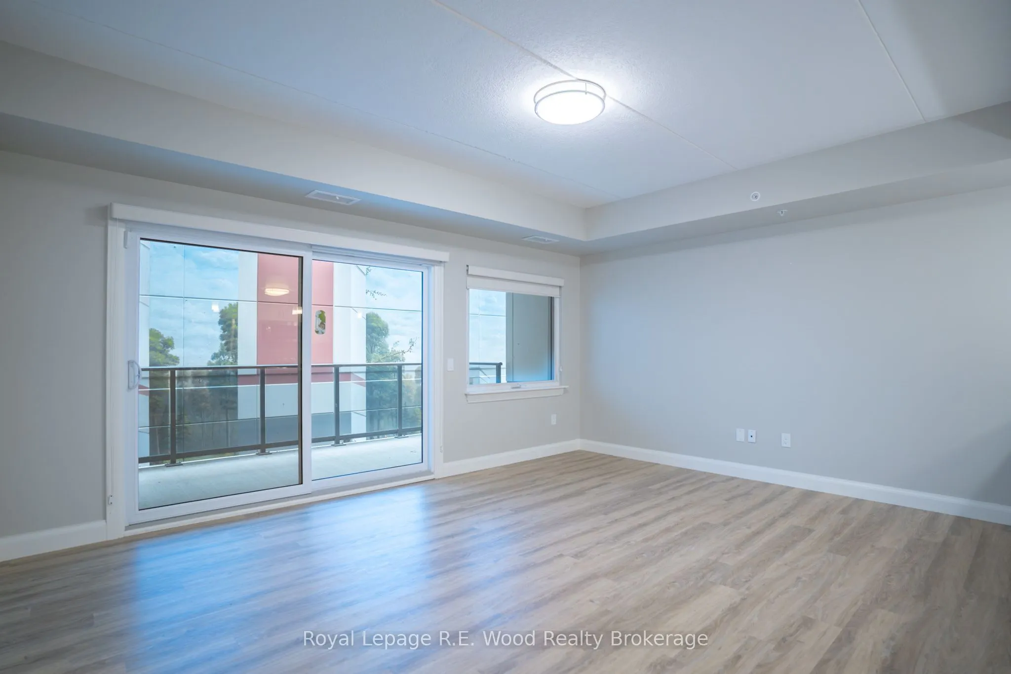 8 Centre Street #202