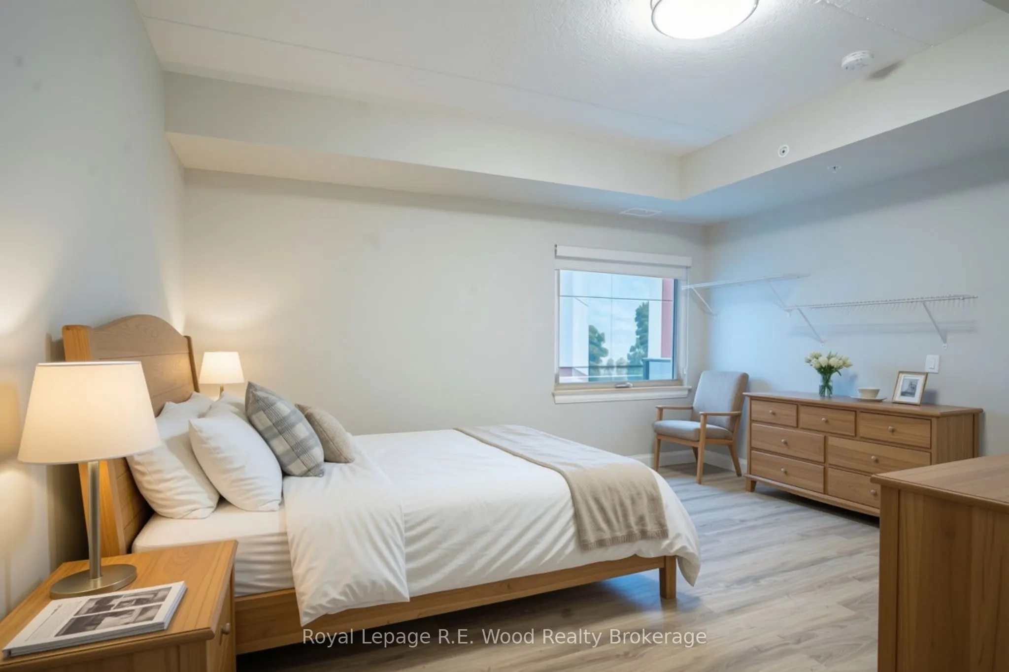 8 Centre Street #202