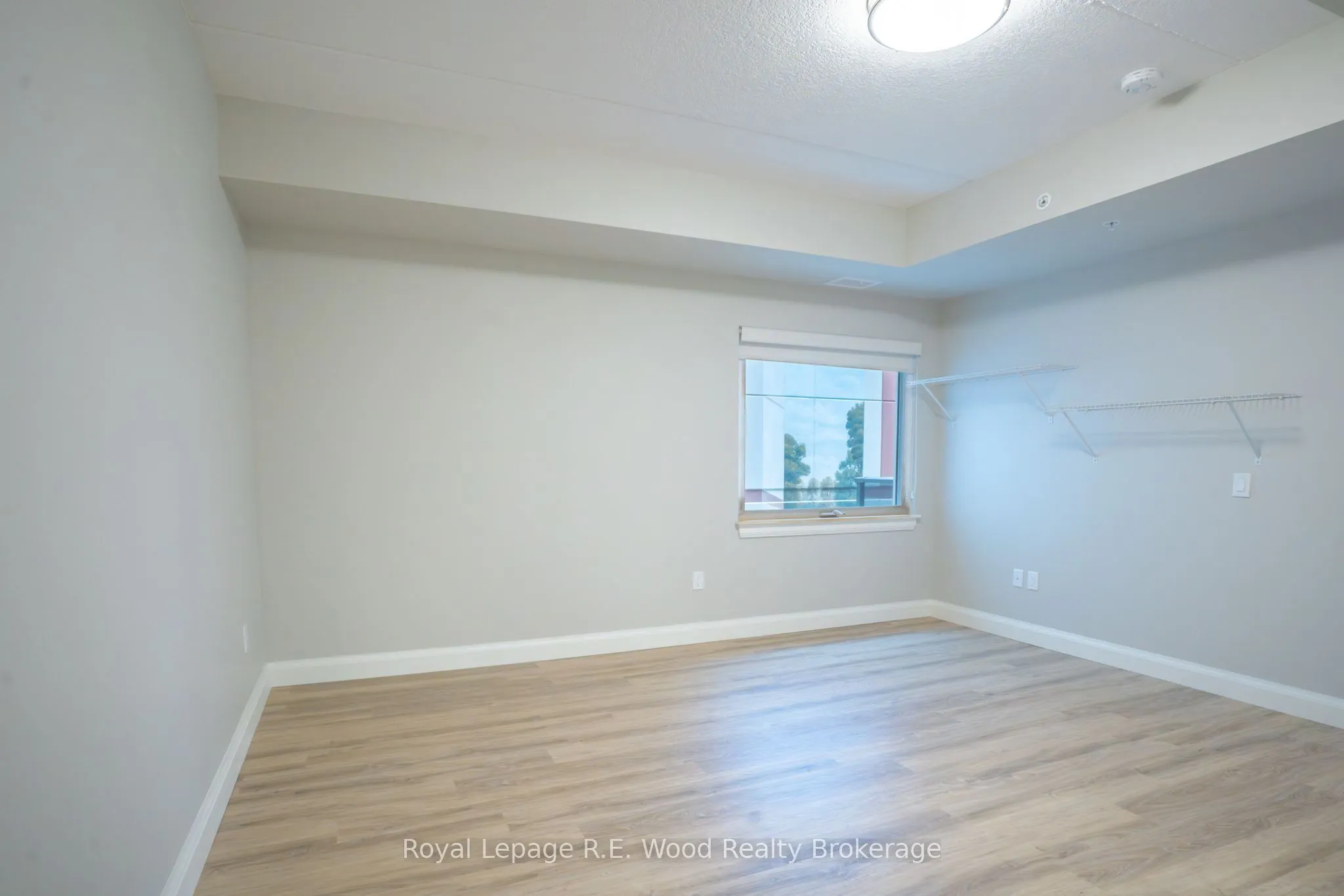 8 Centre Street #202