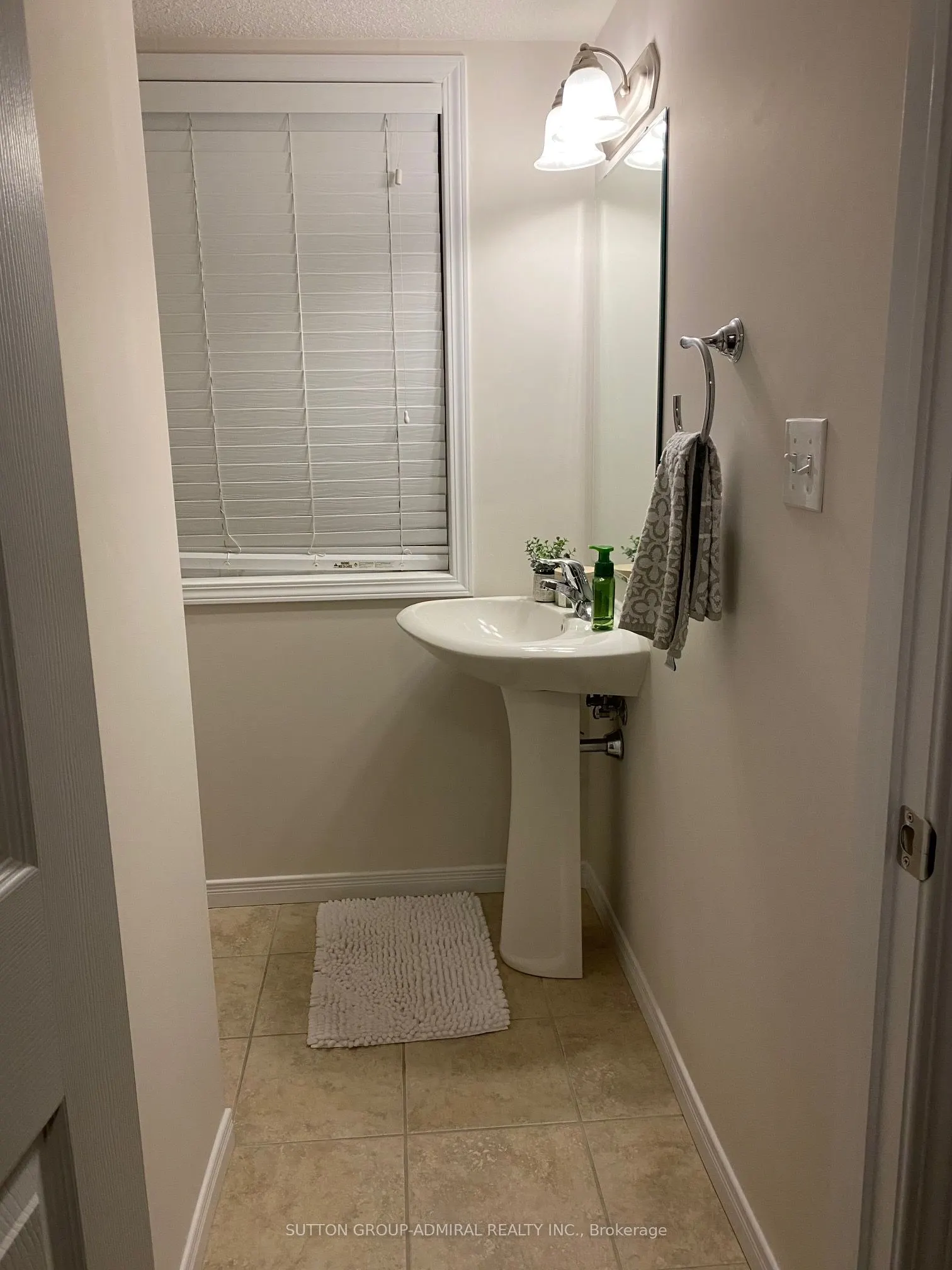 25 Sienna Street #B