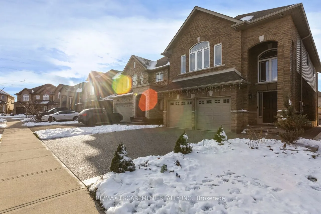 183 Pelech Crescent