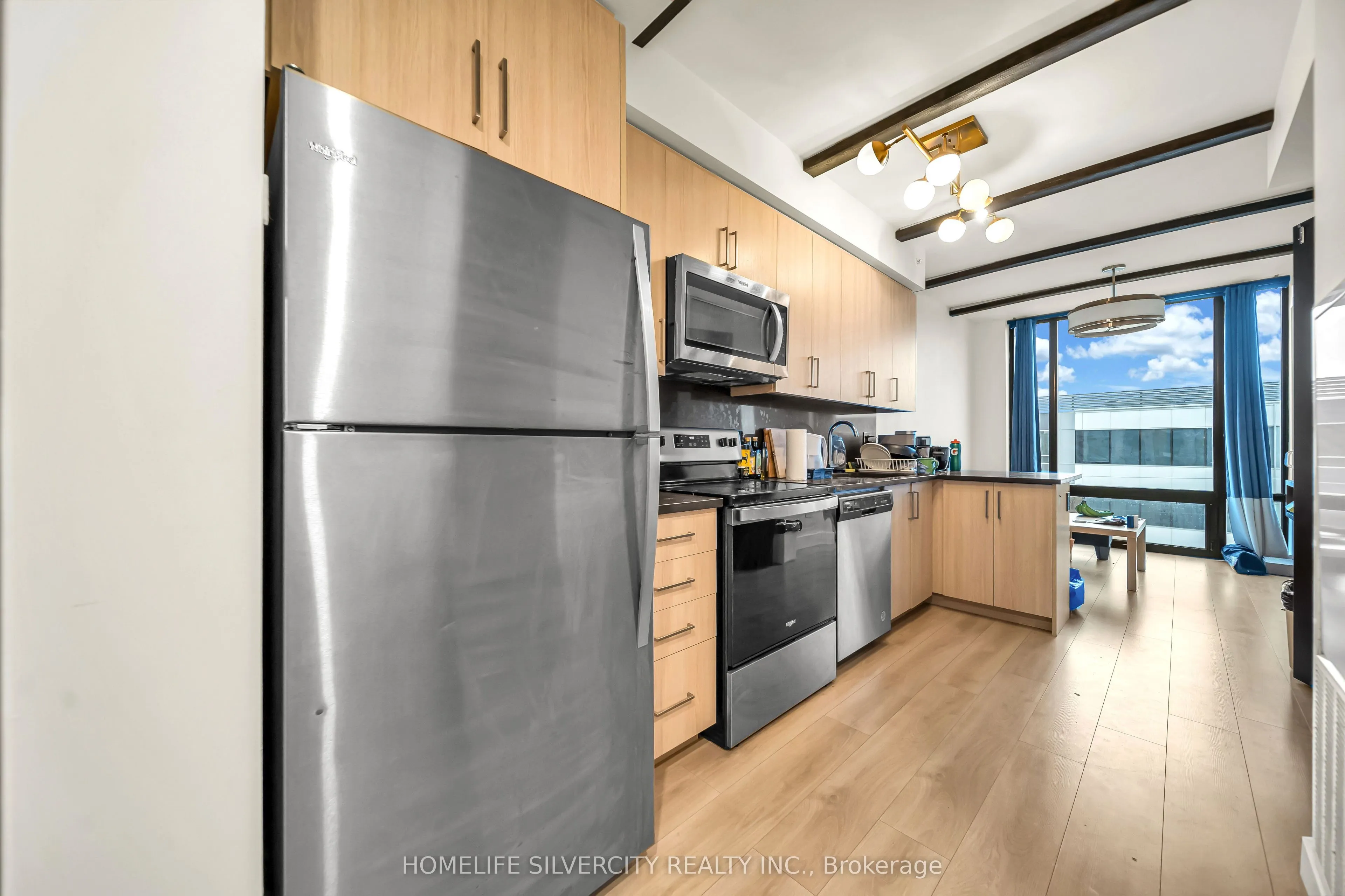 145 Columbia Street #601