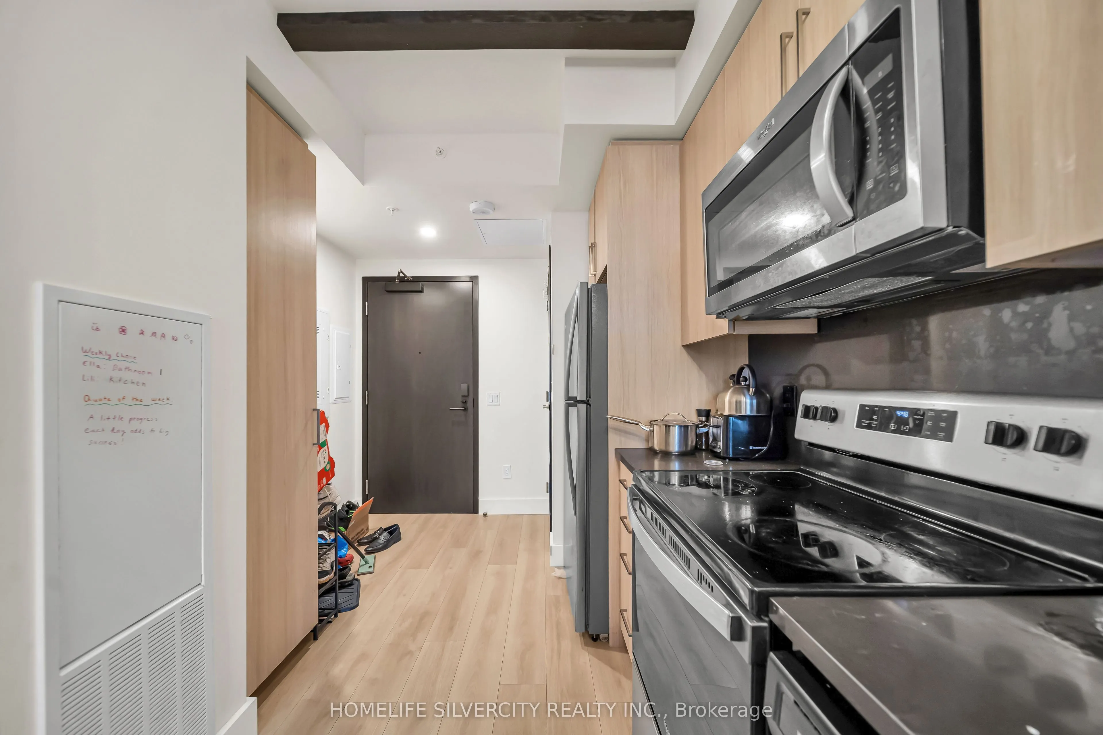 145 Columbia Street #601