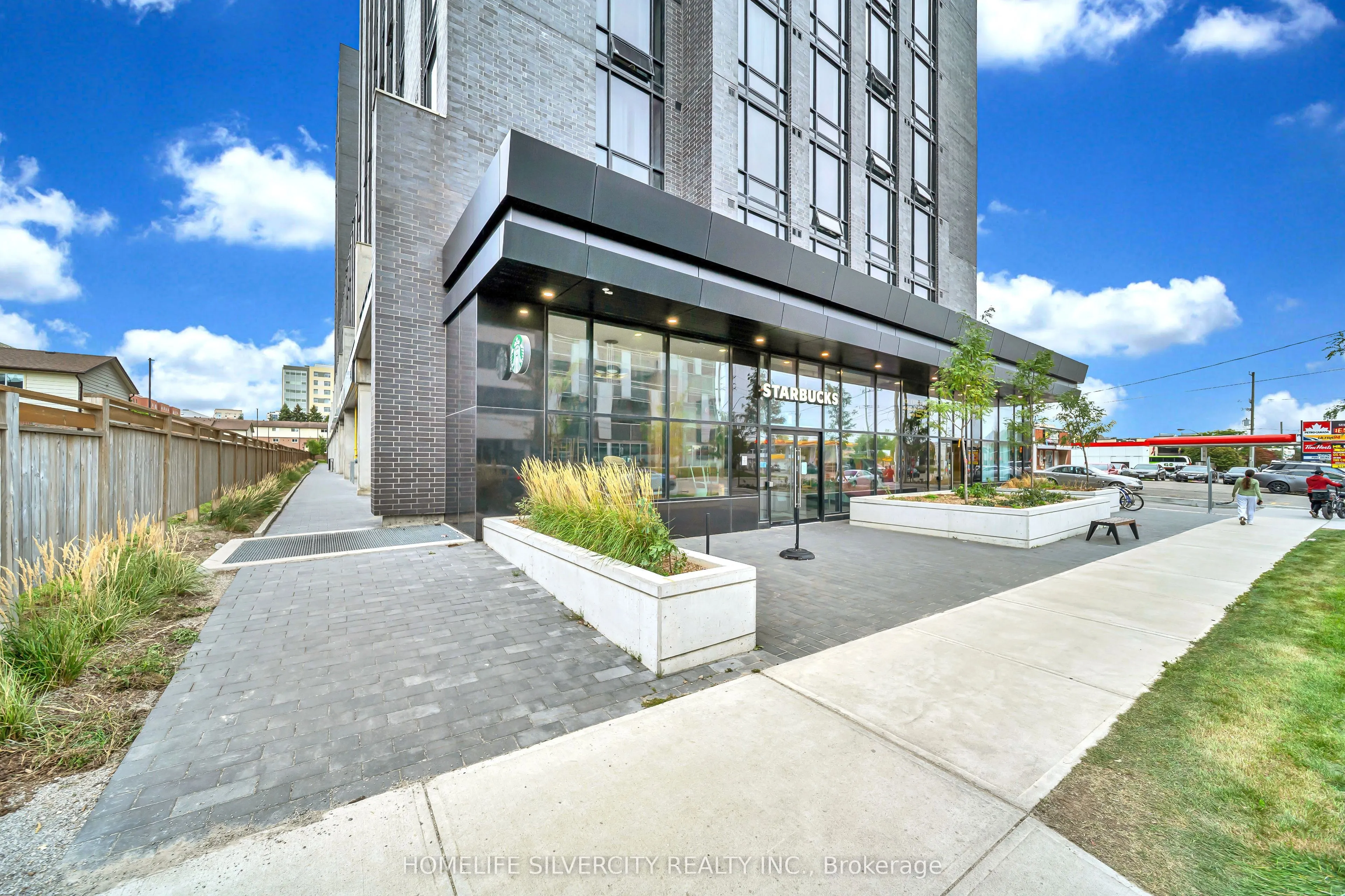 145 Columbia Street #601