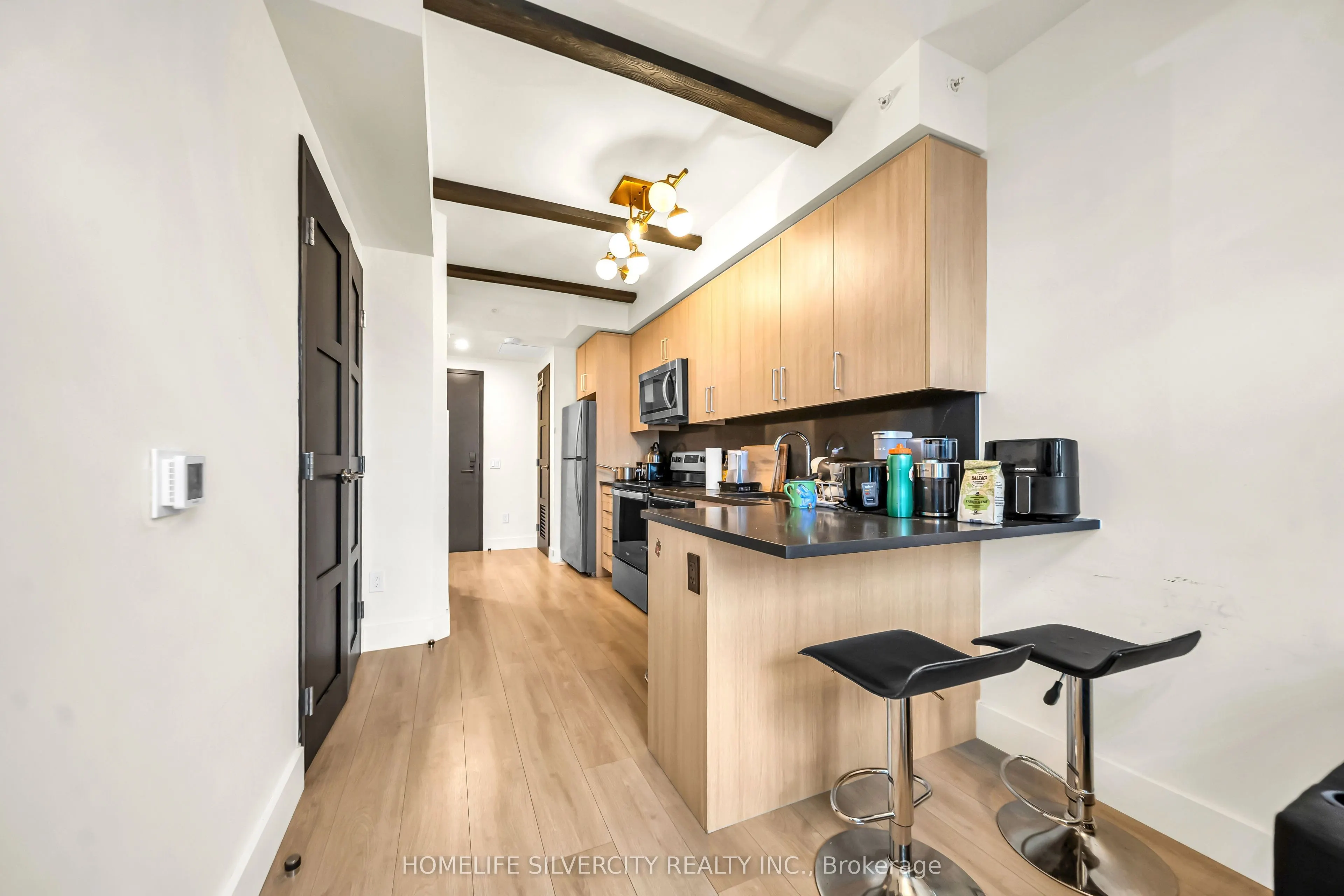 145 Columbia Street #601