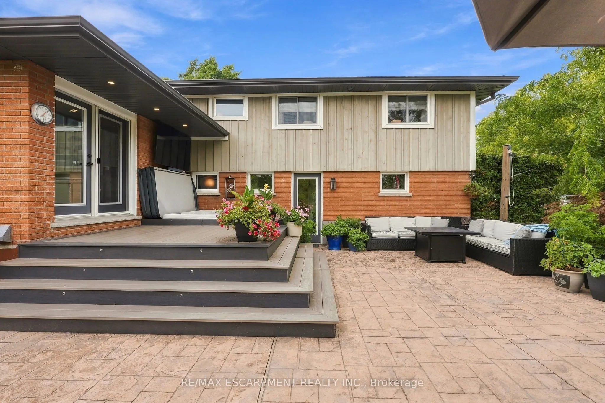 826 Millgrove Side Road