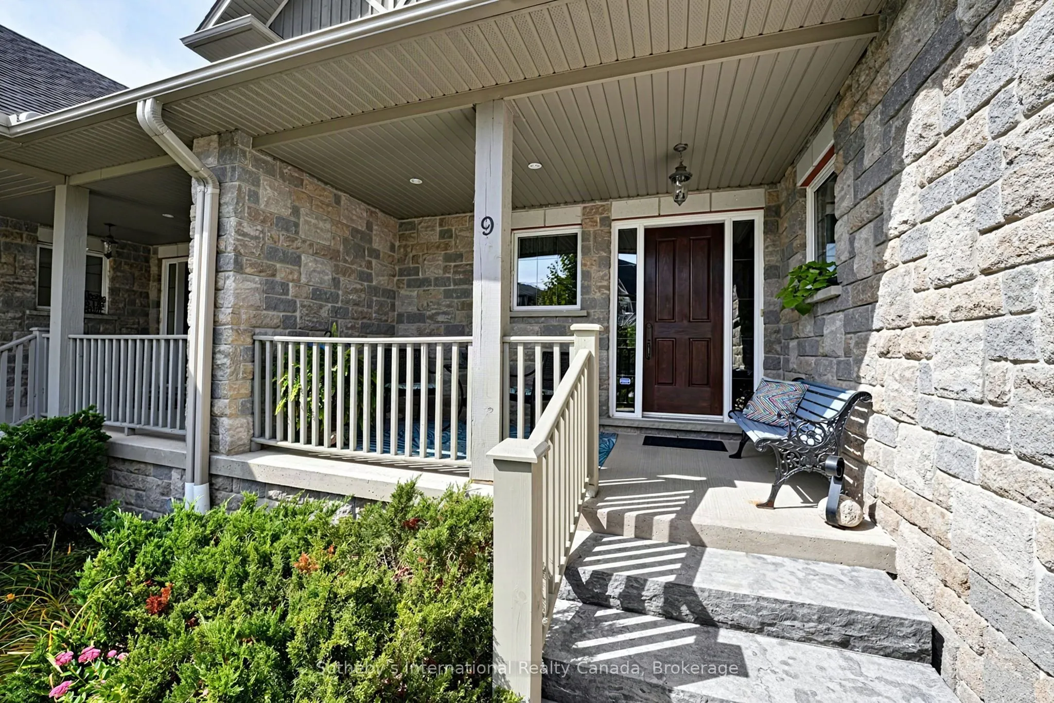 9 Meadowbrook Lane #16