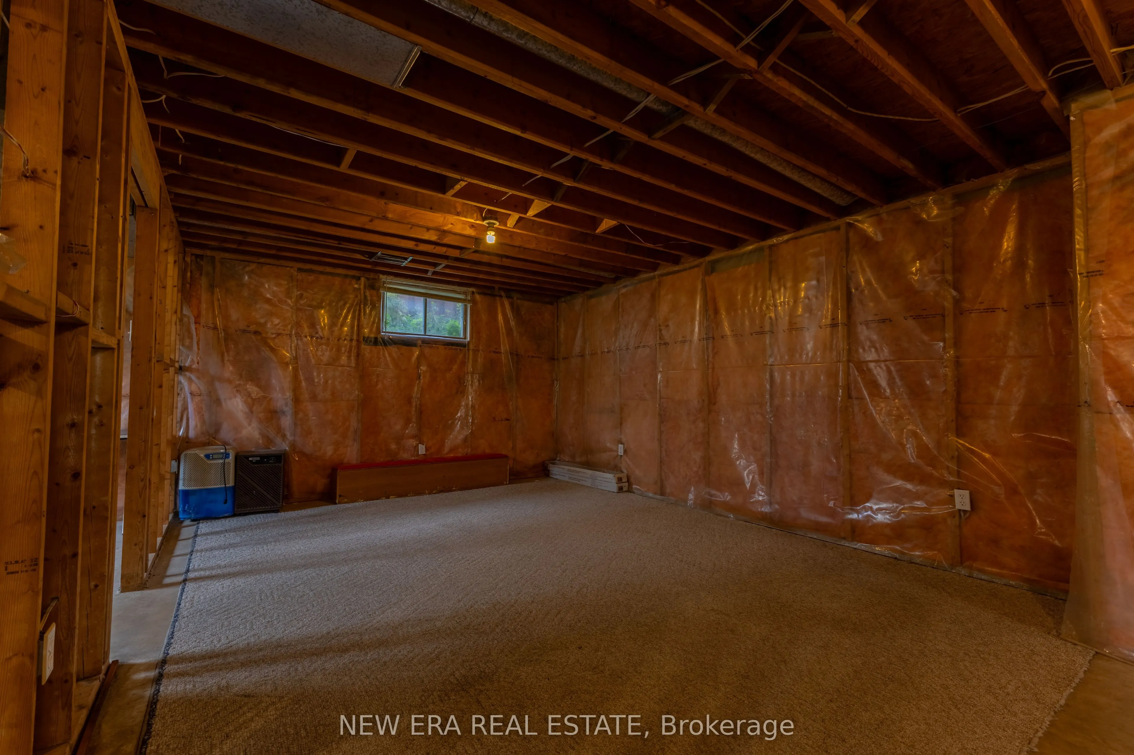 120 Union Street S