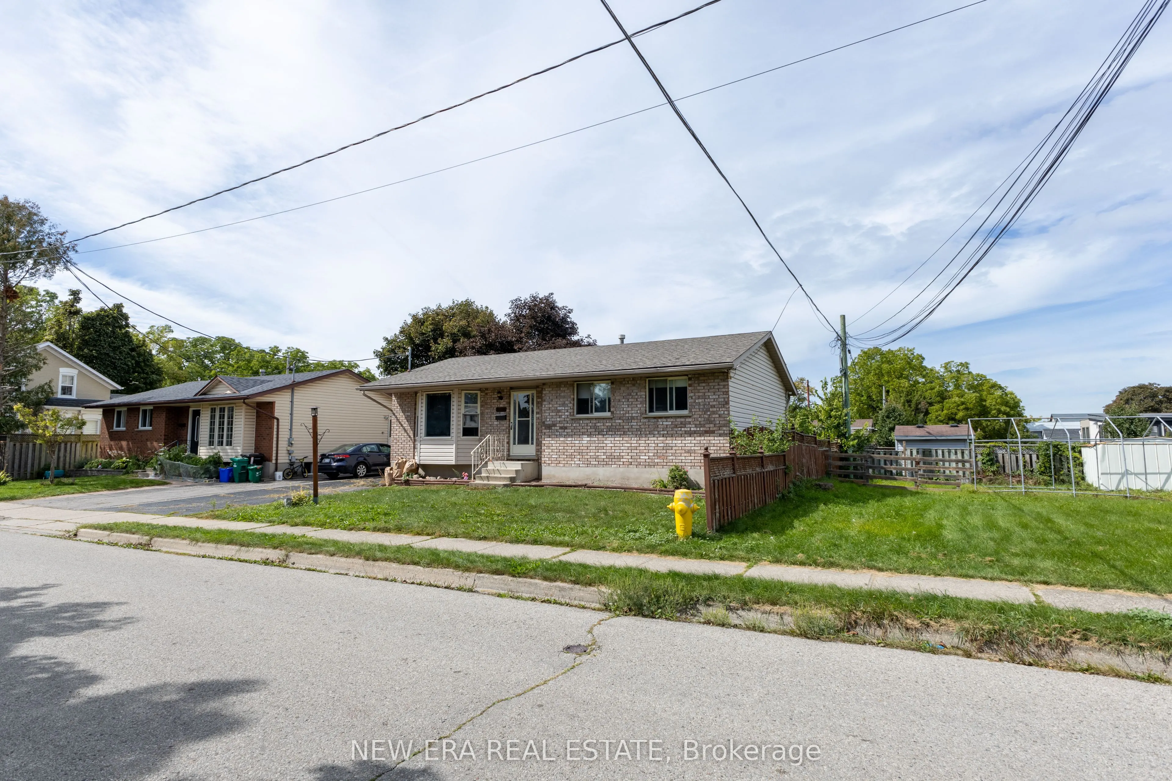 120 Union Street S