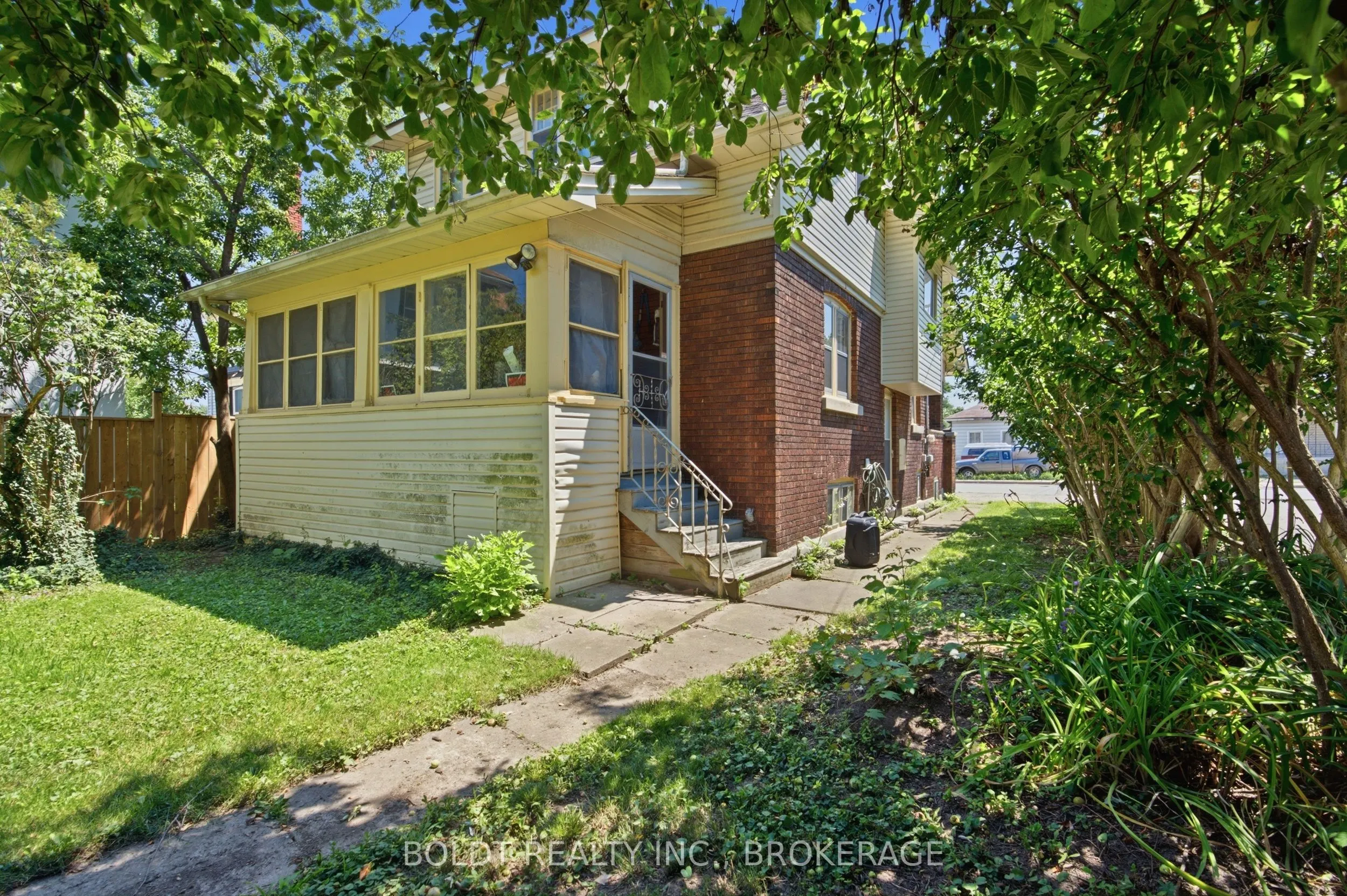 4497 Morrison Street