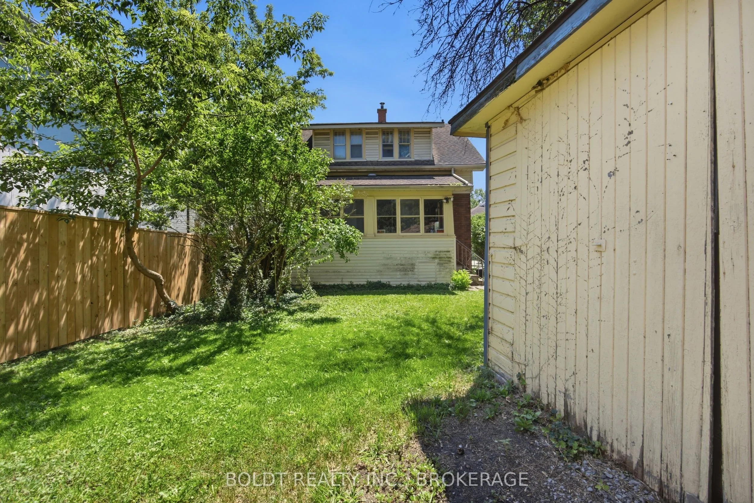 4497 Morrison Street