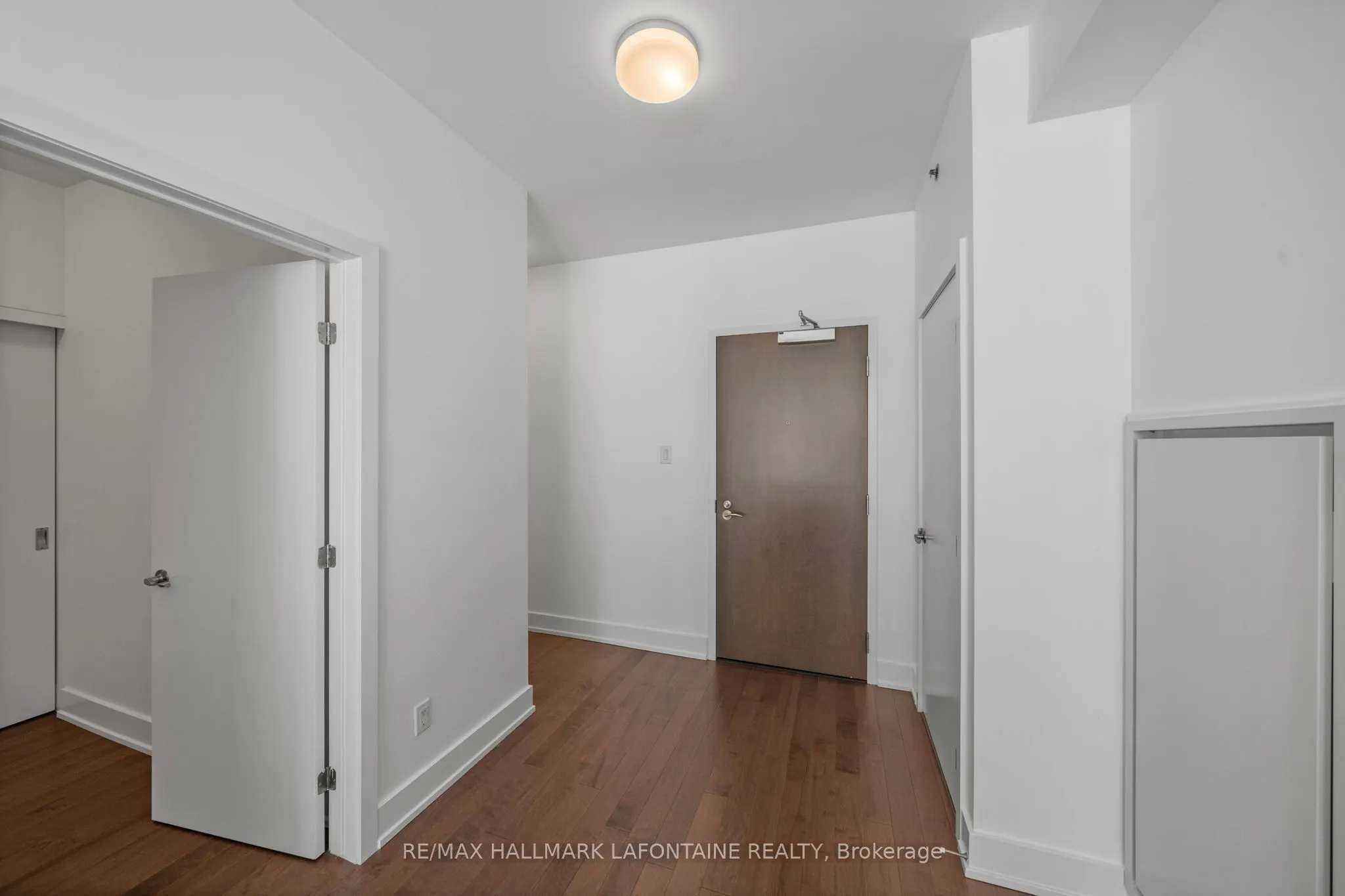 88 Richmond Road #204
