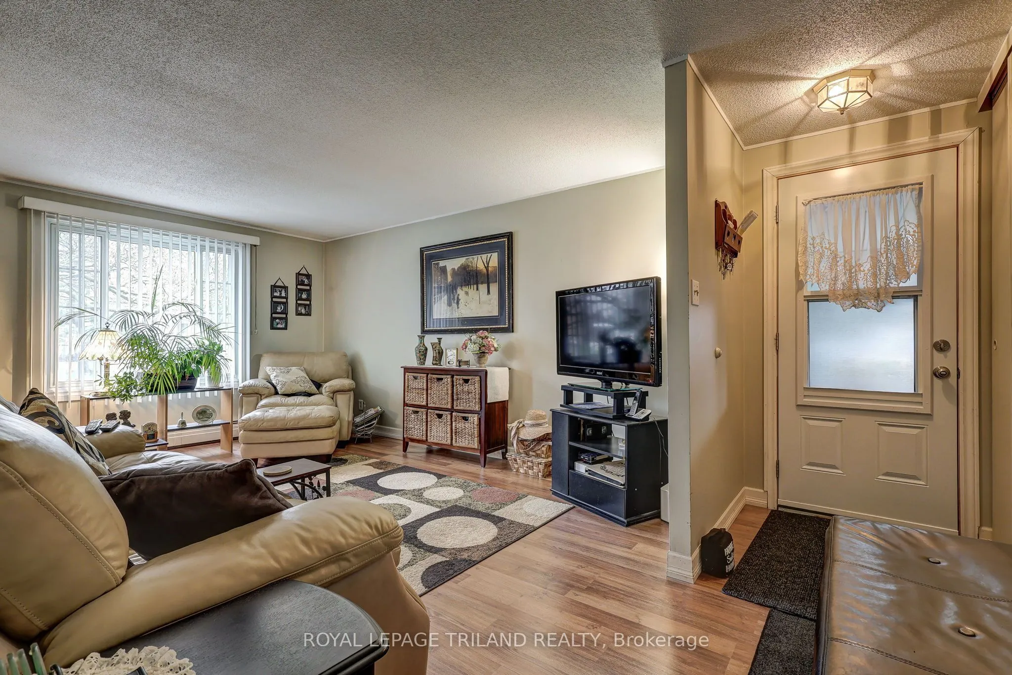58 VANBUSKIRK Drive
