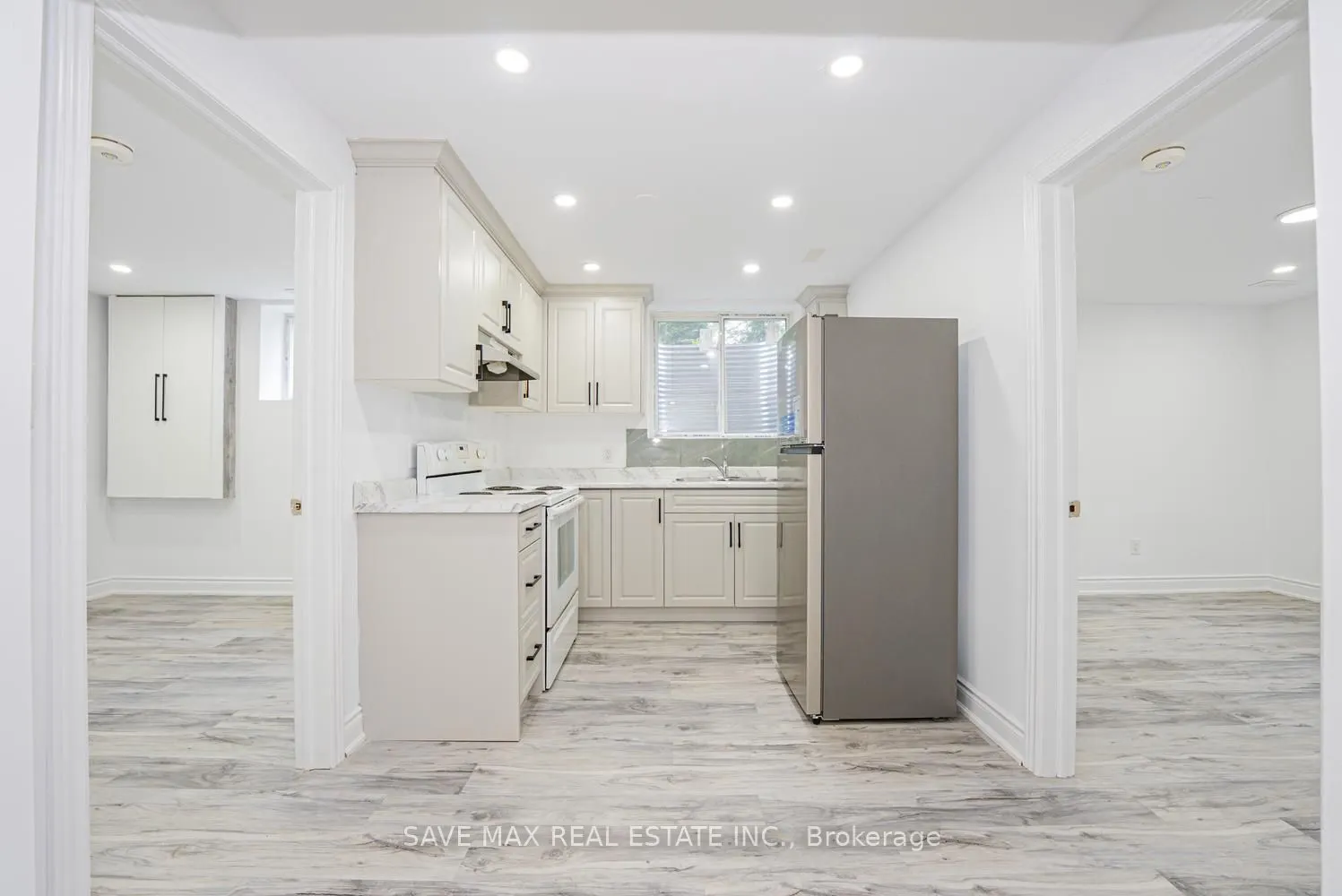 336 Imperial Road S