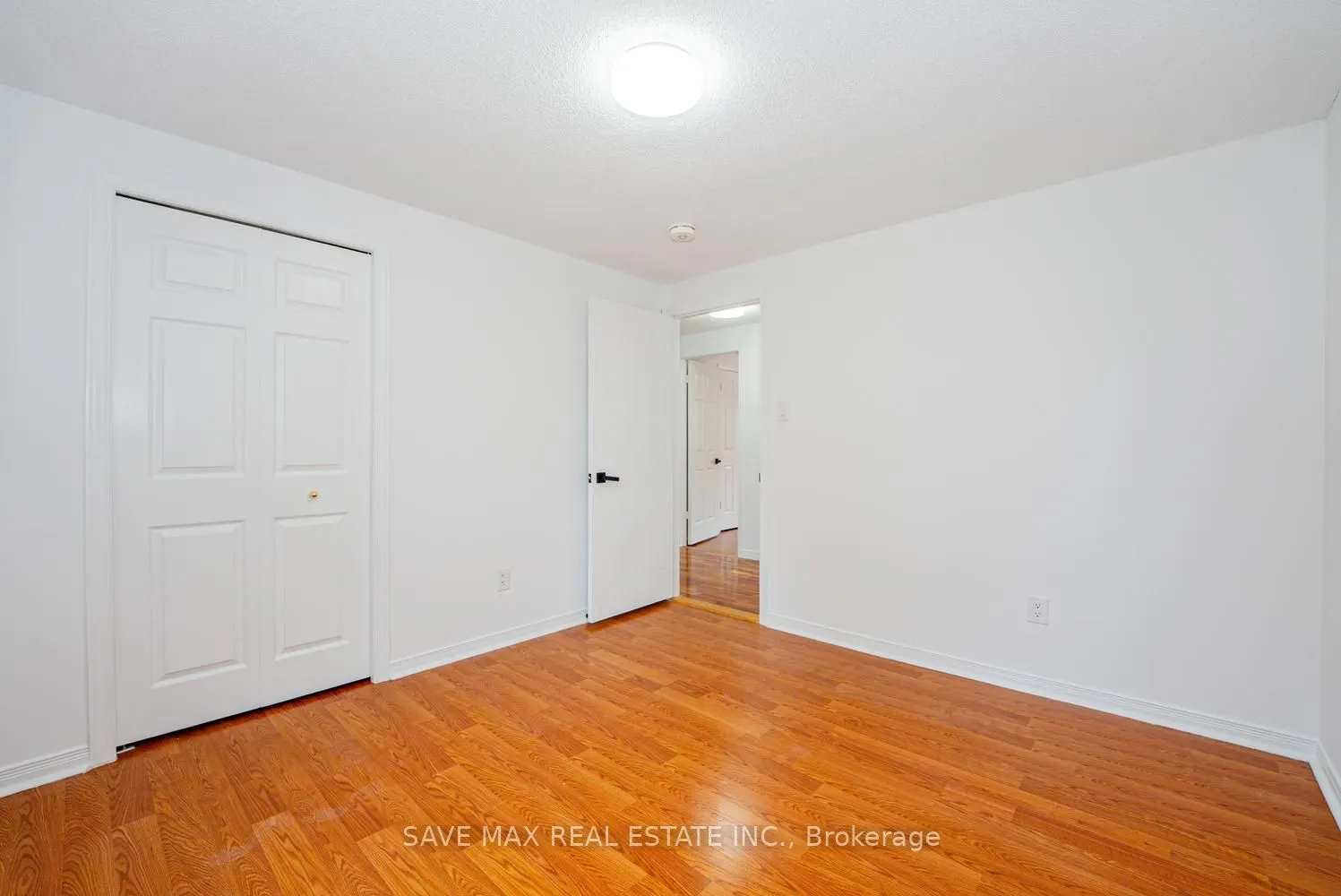 336 Imperial Road S