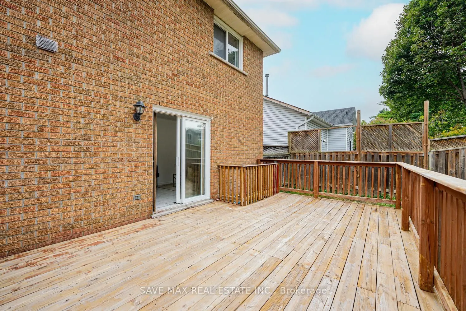 336 Imperial Road S