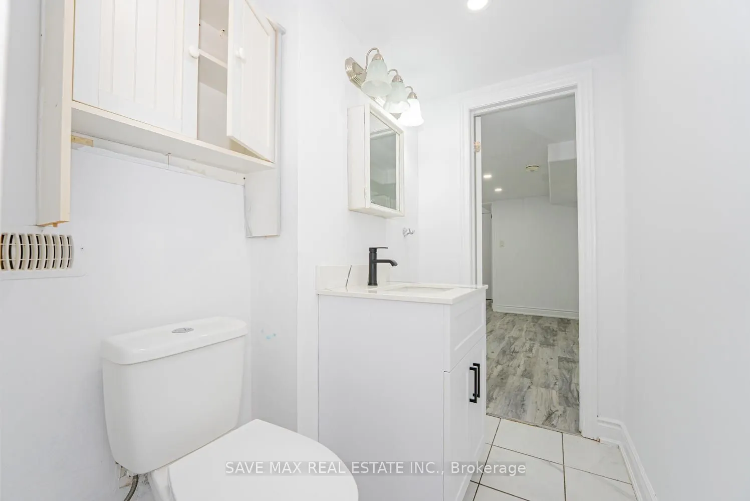 336 Imperial Road S