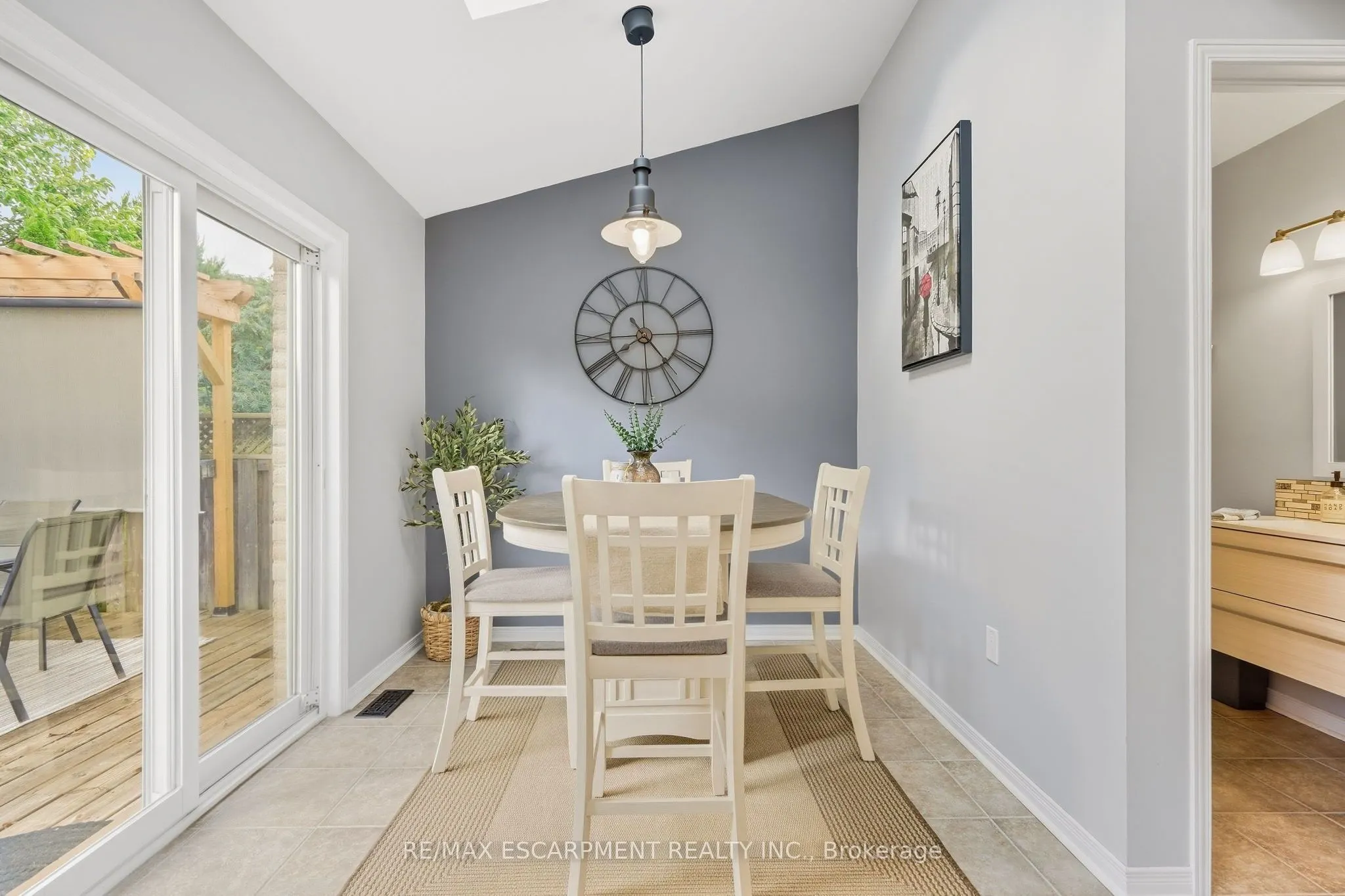 14 KENYON Crescent
