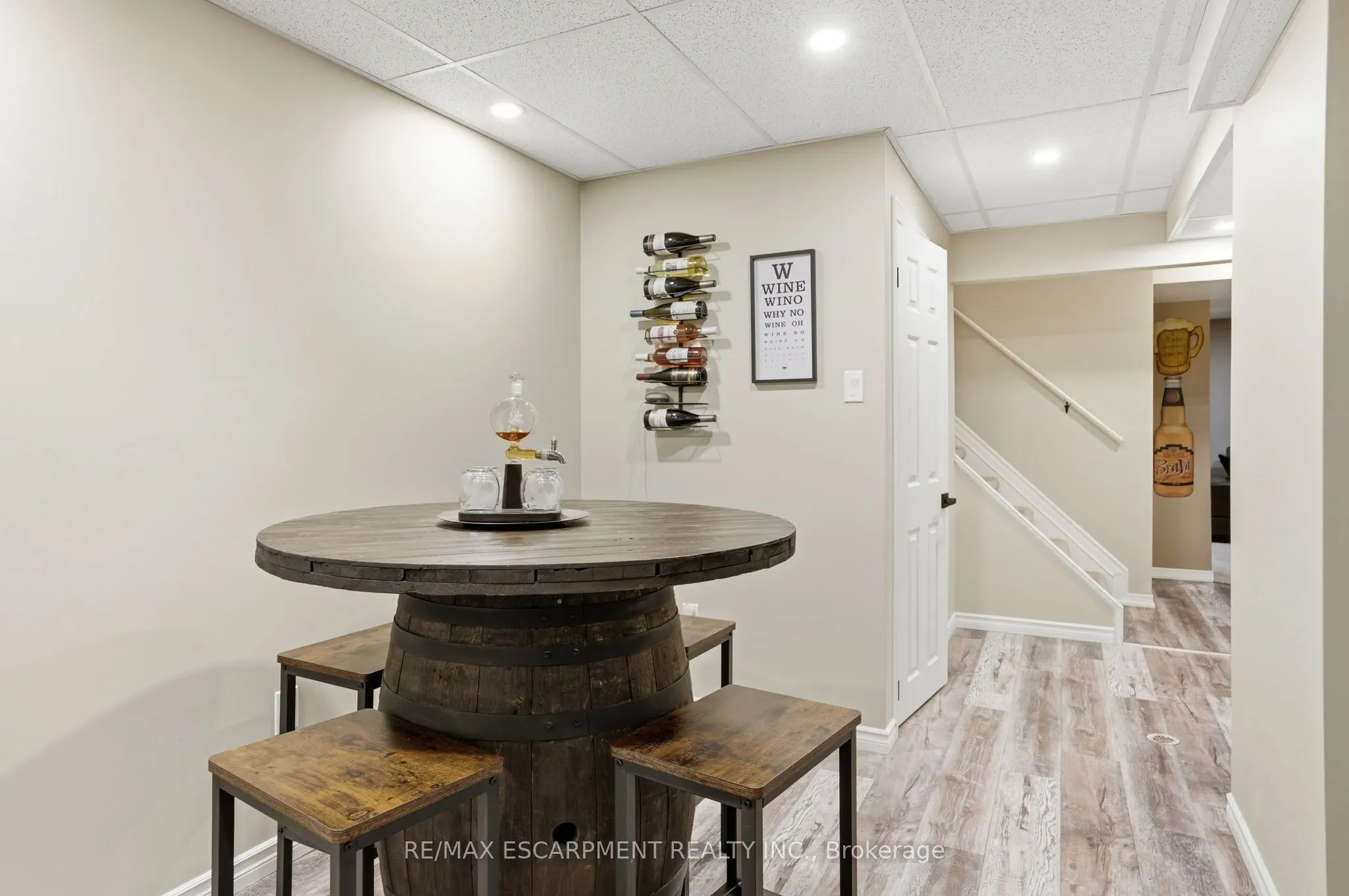 14 KENYON Crescent