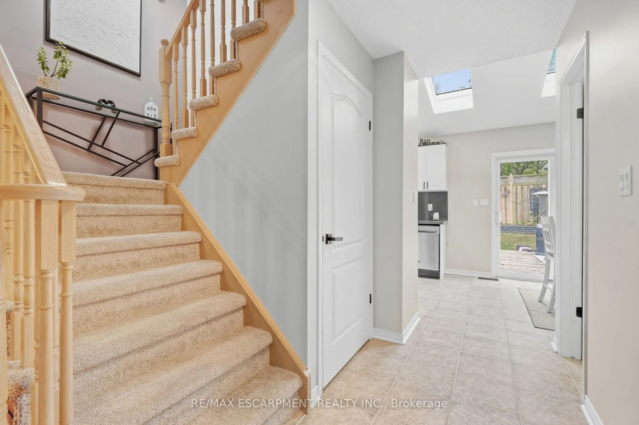 14 KENYON Crescent
